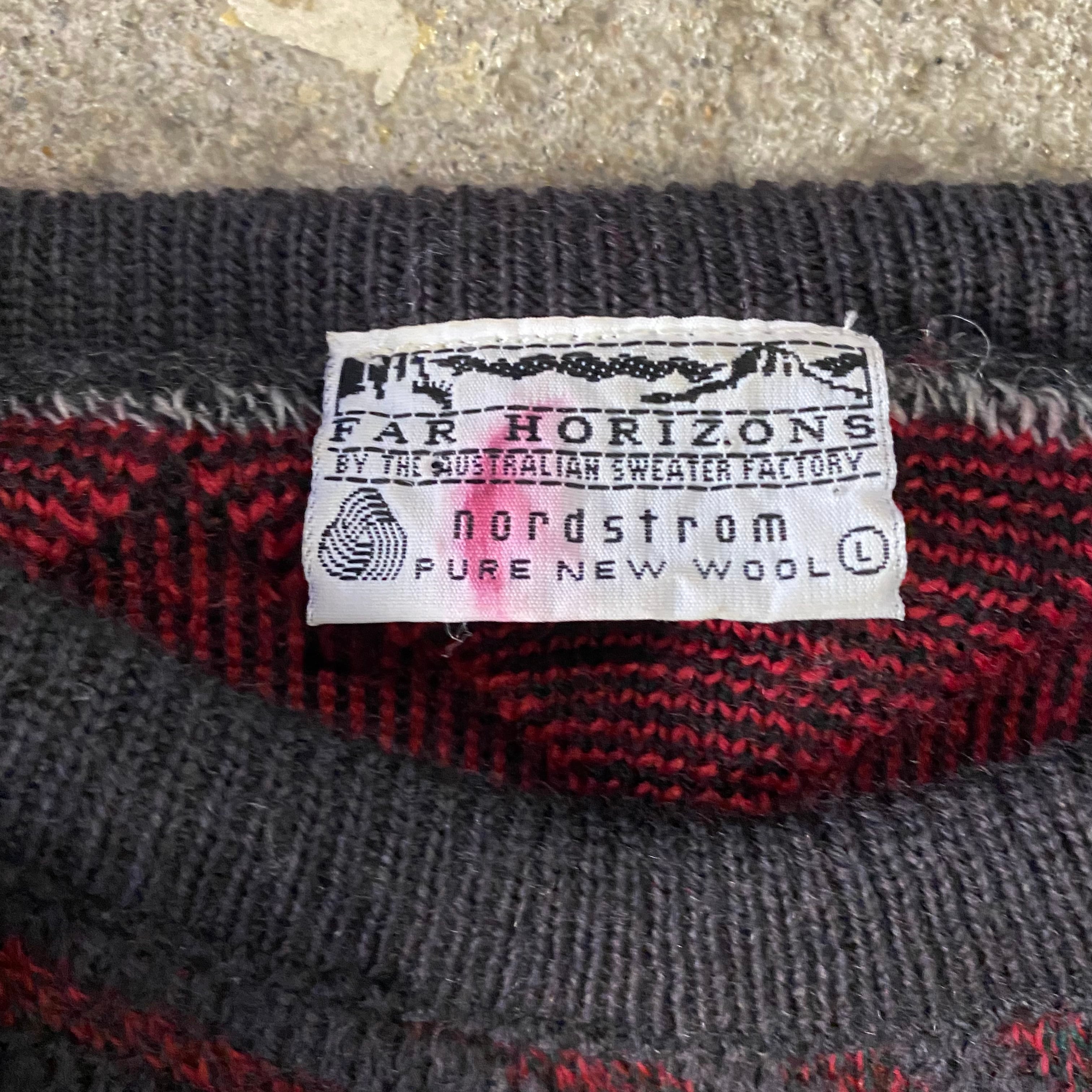 old Far Horizons 3D pattern knit | What