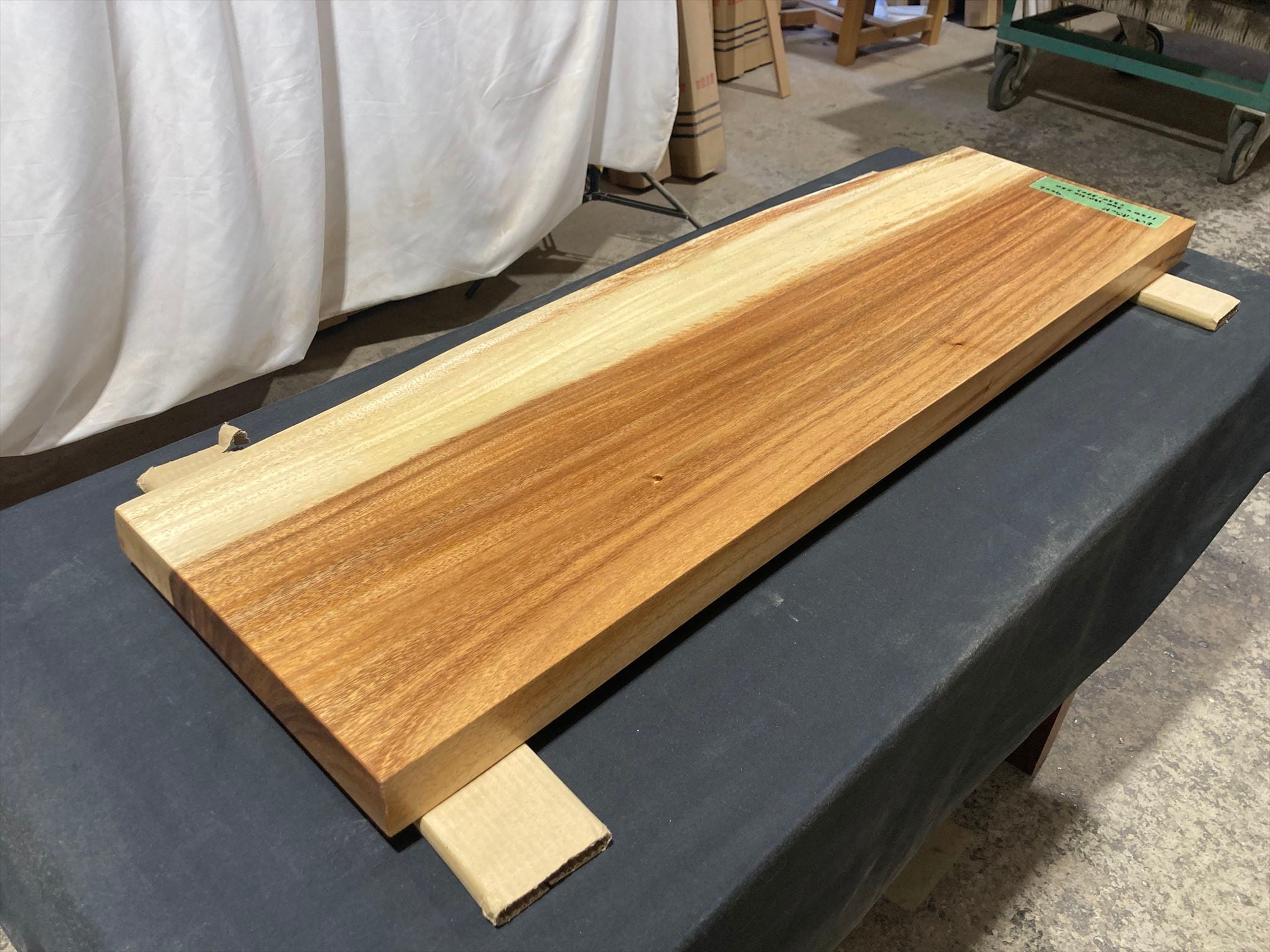 モンキーポッド9006 一枚板無垢 乾燥材 1120x300-340-310x50mm