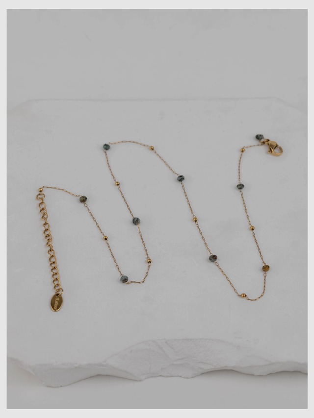 Necklace -Gold-
