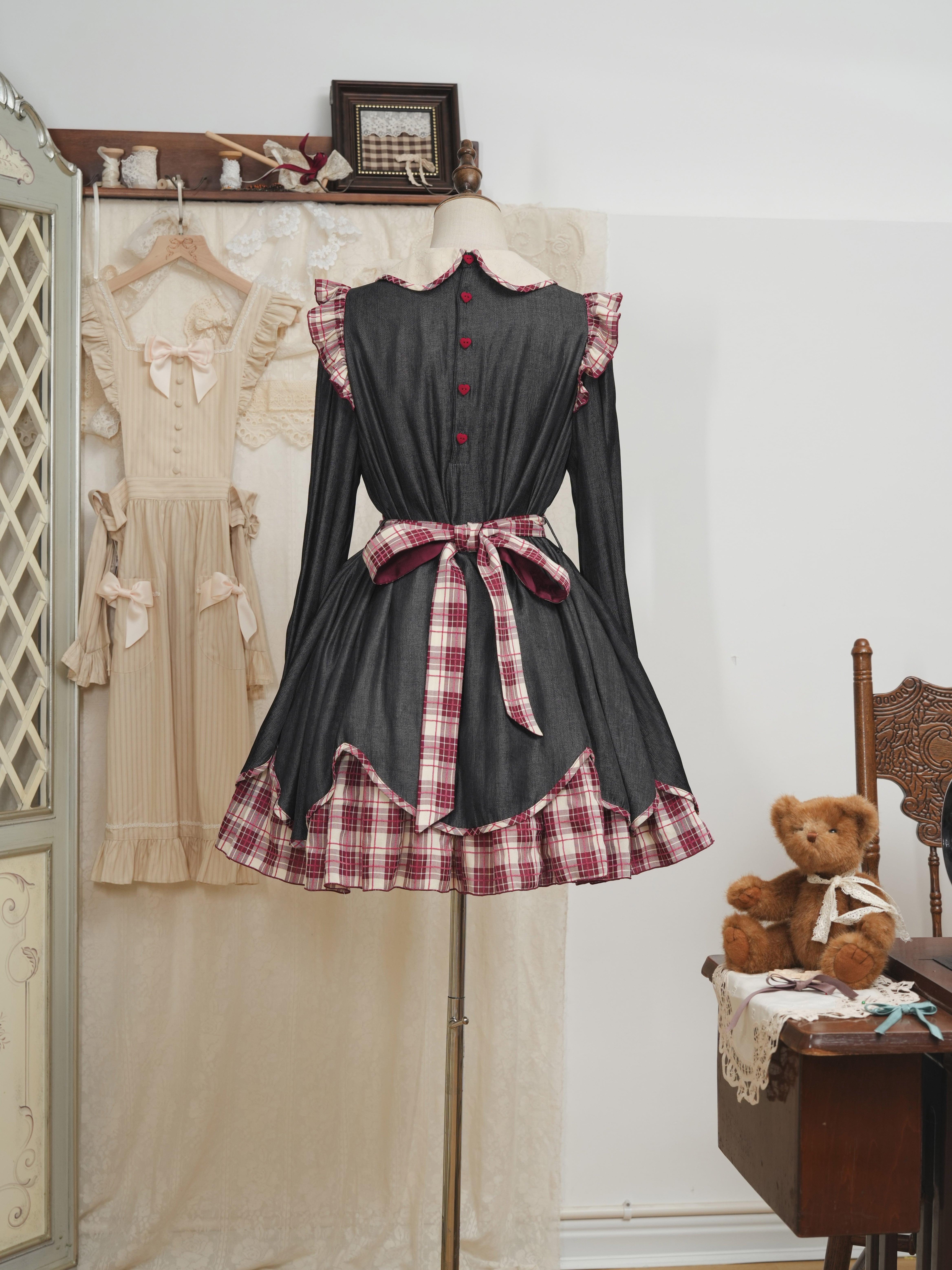 ワンピース Chocolateholic ショコラ・ホリック ビッグリボンタイワンピース | HoshibakoWorks