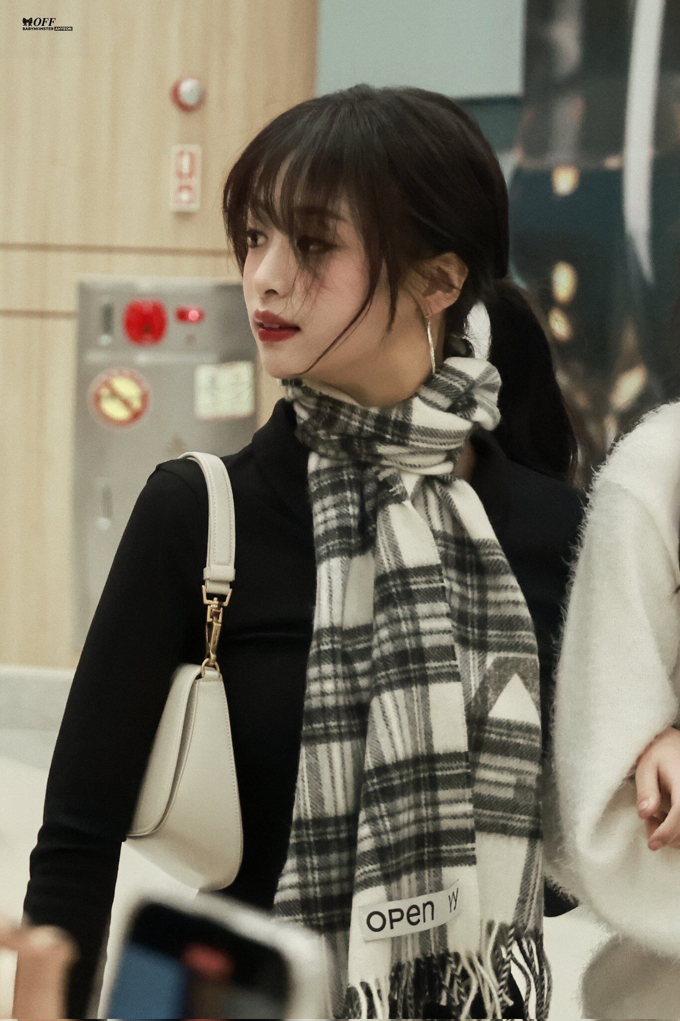 ☆BABYMONSTER アヒョン 着用！！【OPEN YY】OPEN YY TARTAN WOOL
