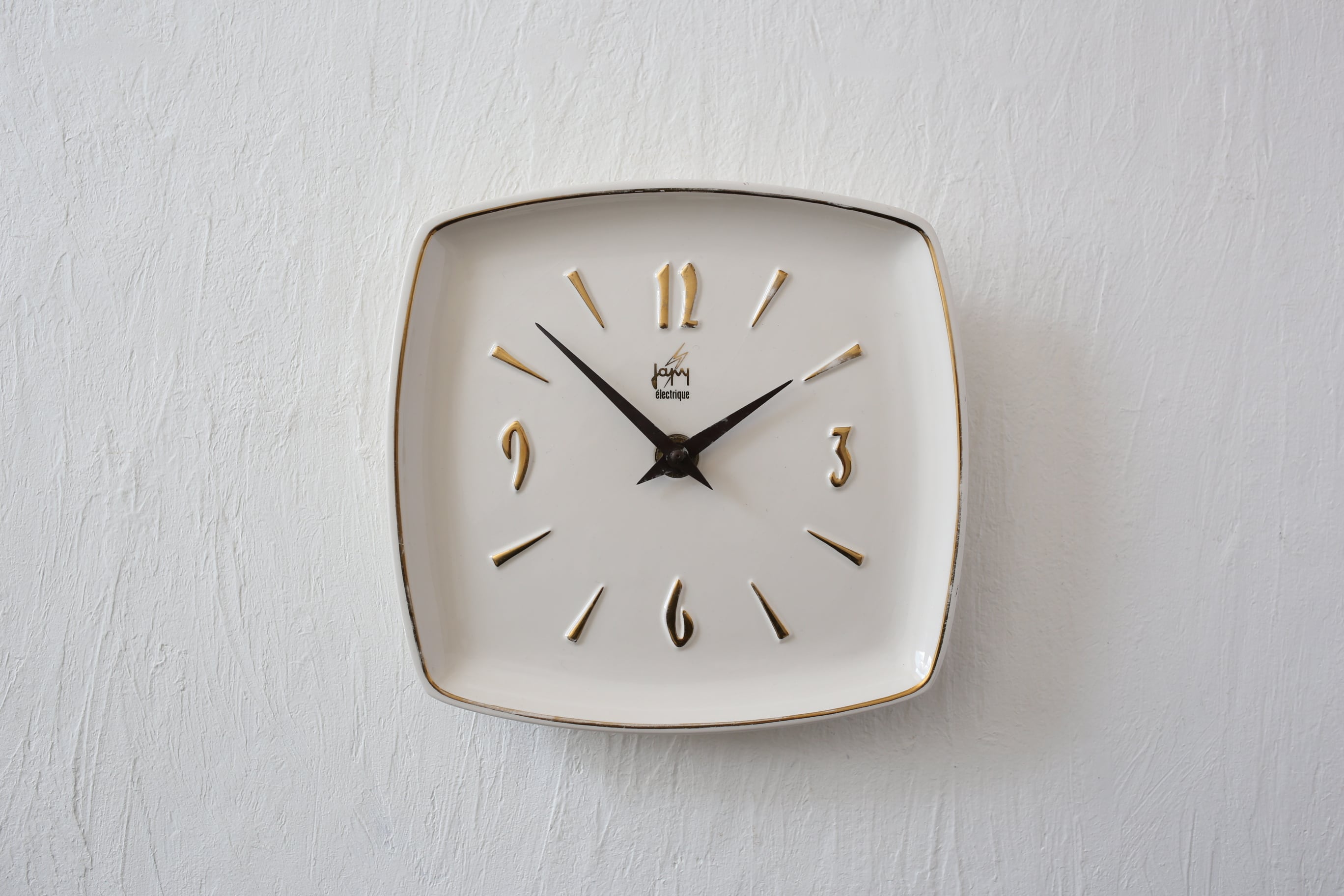 ヴィンテージ ユンハンス壁掛け時計 クォーツ式作動品 - 掛時計/柱時計