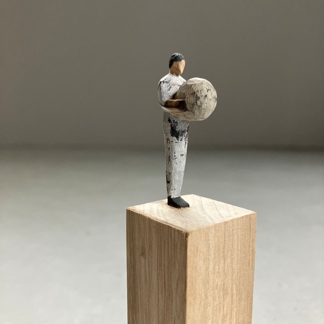 olectronica / wood figure 台付き