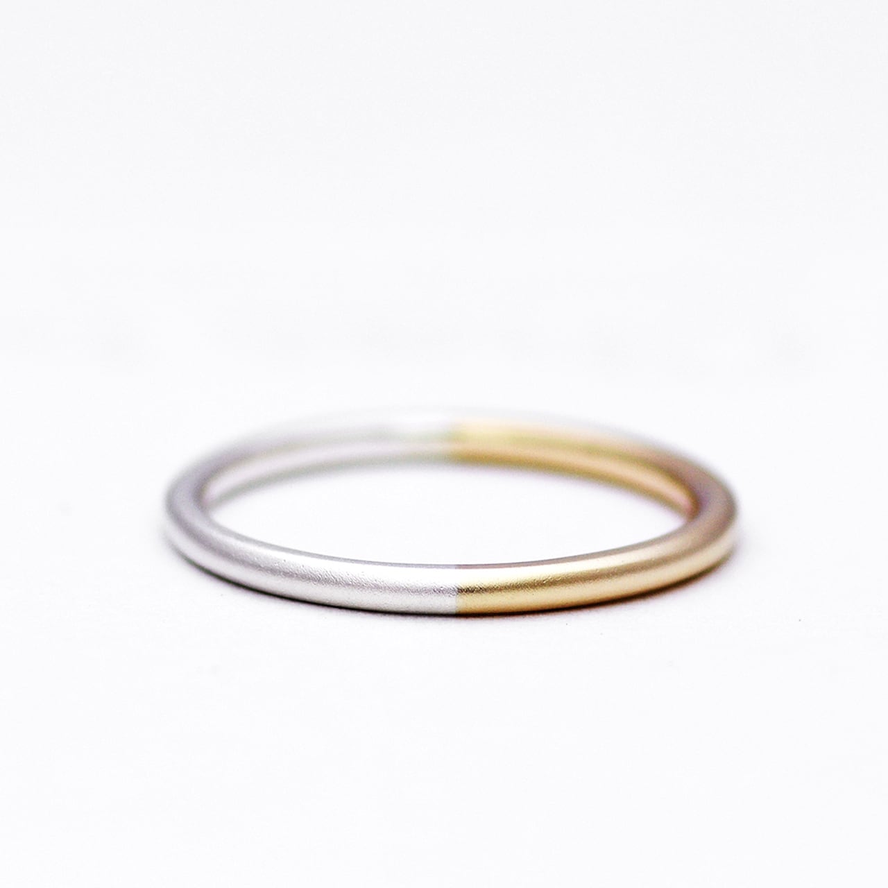 Round｜ハーフコンビリング｜SILVER925 × K10YG｜AWM-001-16 | Atelier  
