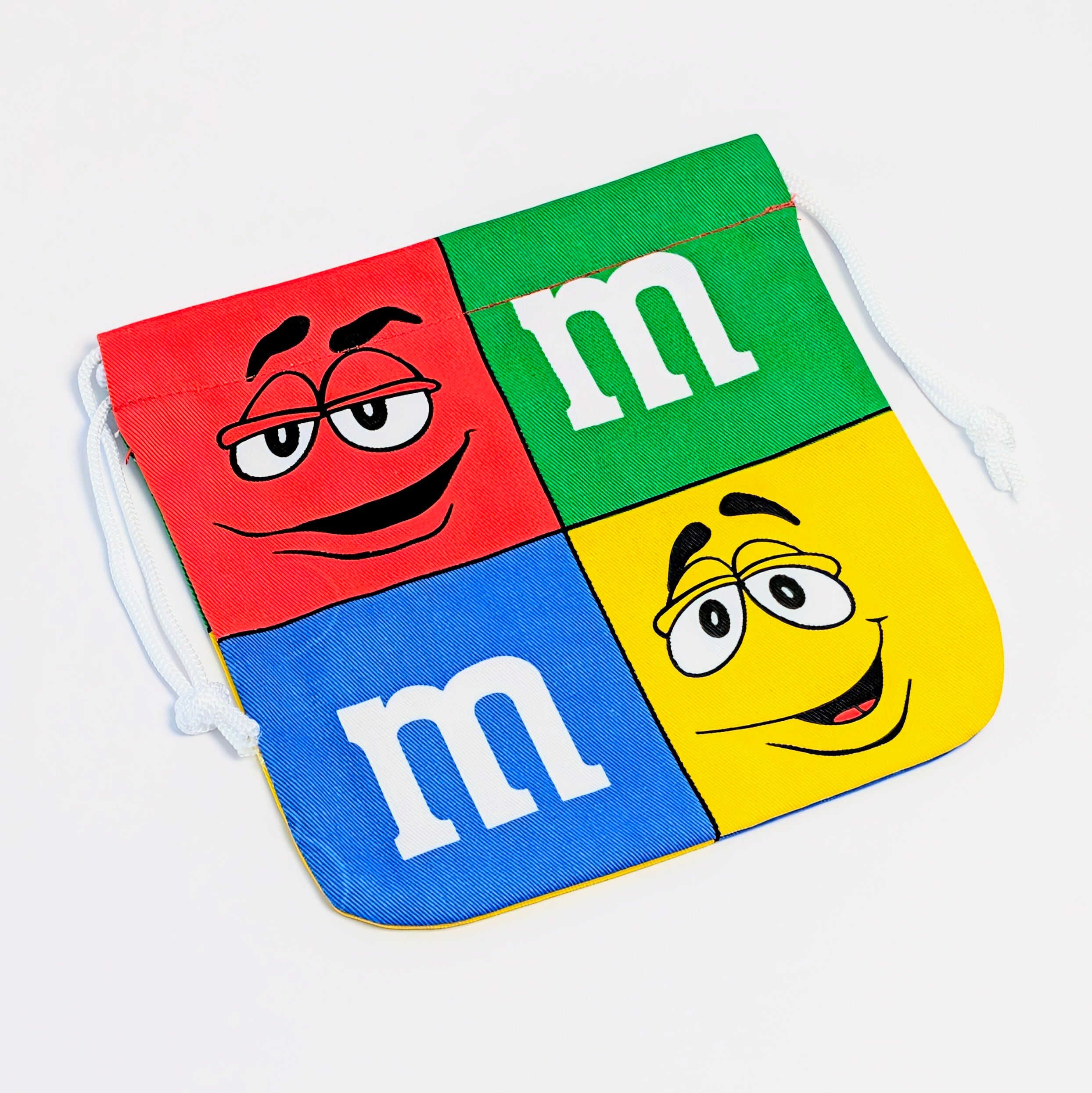 ✨️可愛すぎて何枚も欲しい♡✨️アメリカンキャラクターPURSE【 m&m's（エムアンドエムズ）】巾着袋 〚アメリカン雑貨 アメトイ〛