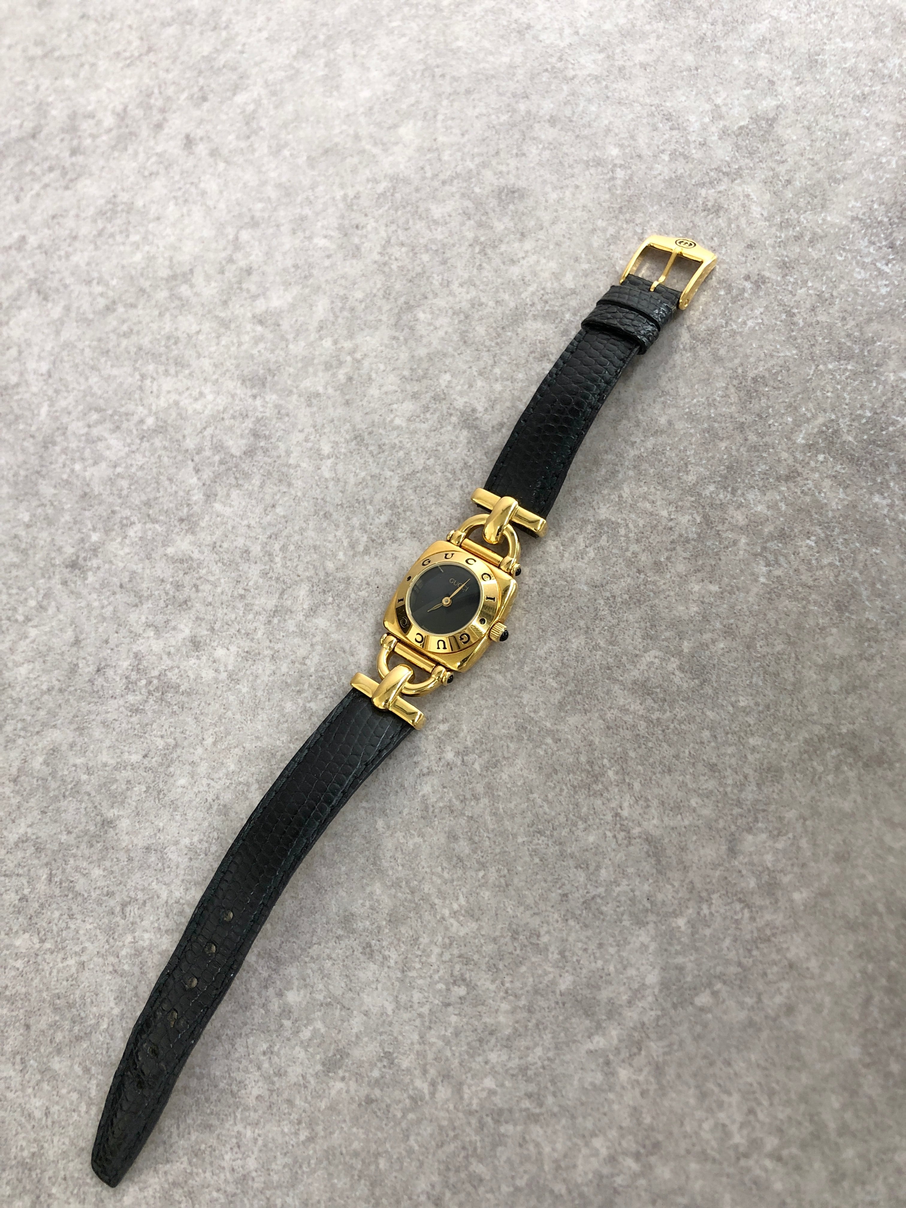 GUCCI グッチ 腕時計 ゴールド×ブラック ステンレススチール 6300L