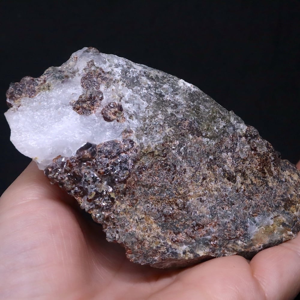 ガーネット + カルサイト 方解石 329.7g GN281 原石 鉱物 天然石