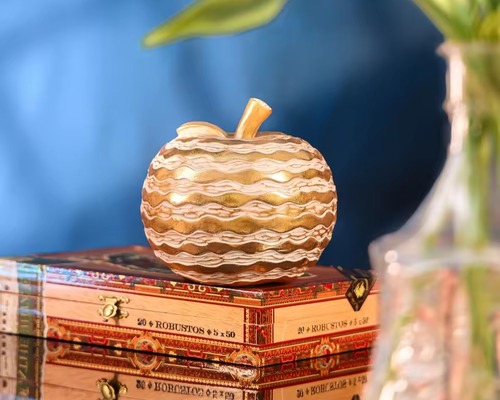 "Golden Apple" デコオブジェ