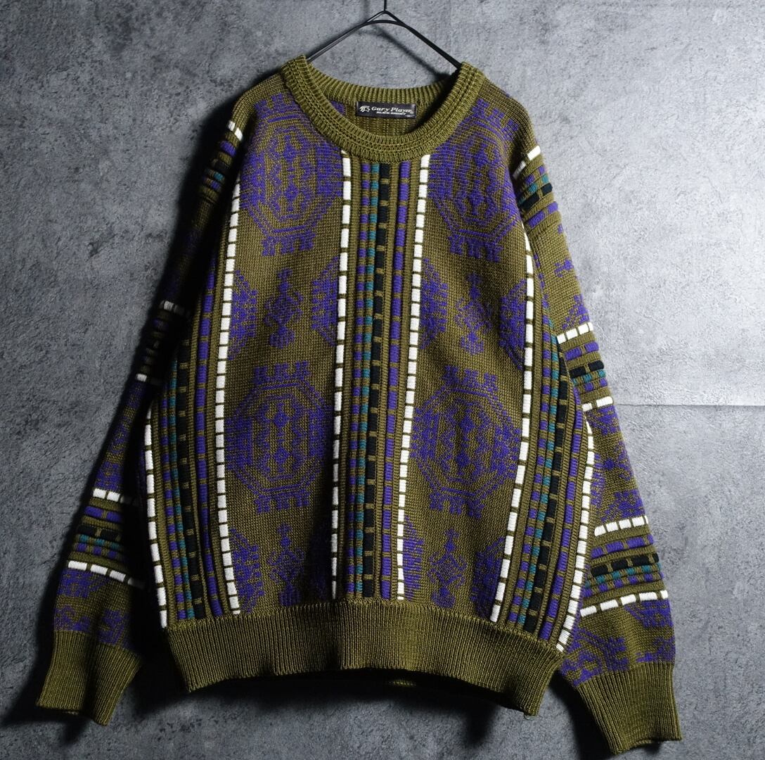 Multicolor Geometric Motif Design Knit