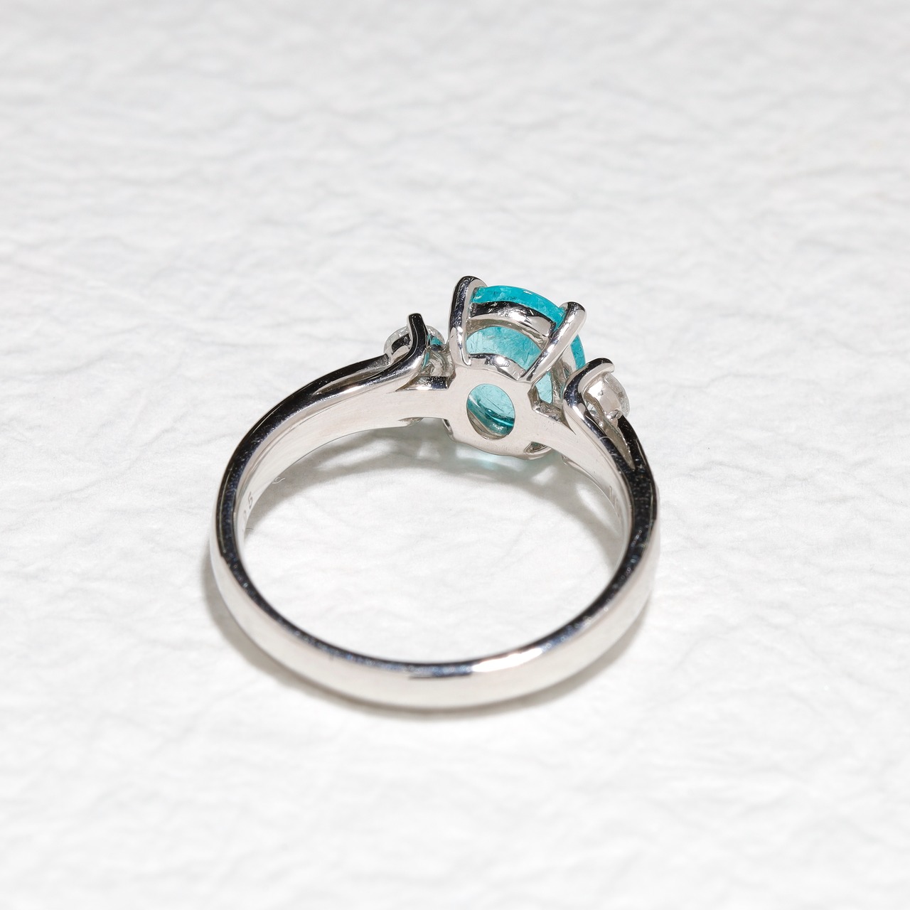 パライバトルマリンリング pt900 / 1.060ct / DA 0.250ct