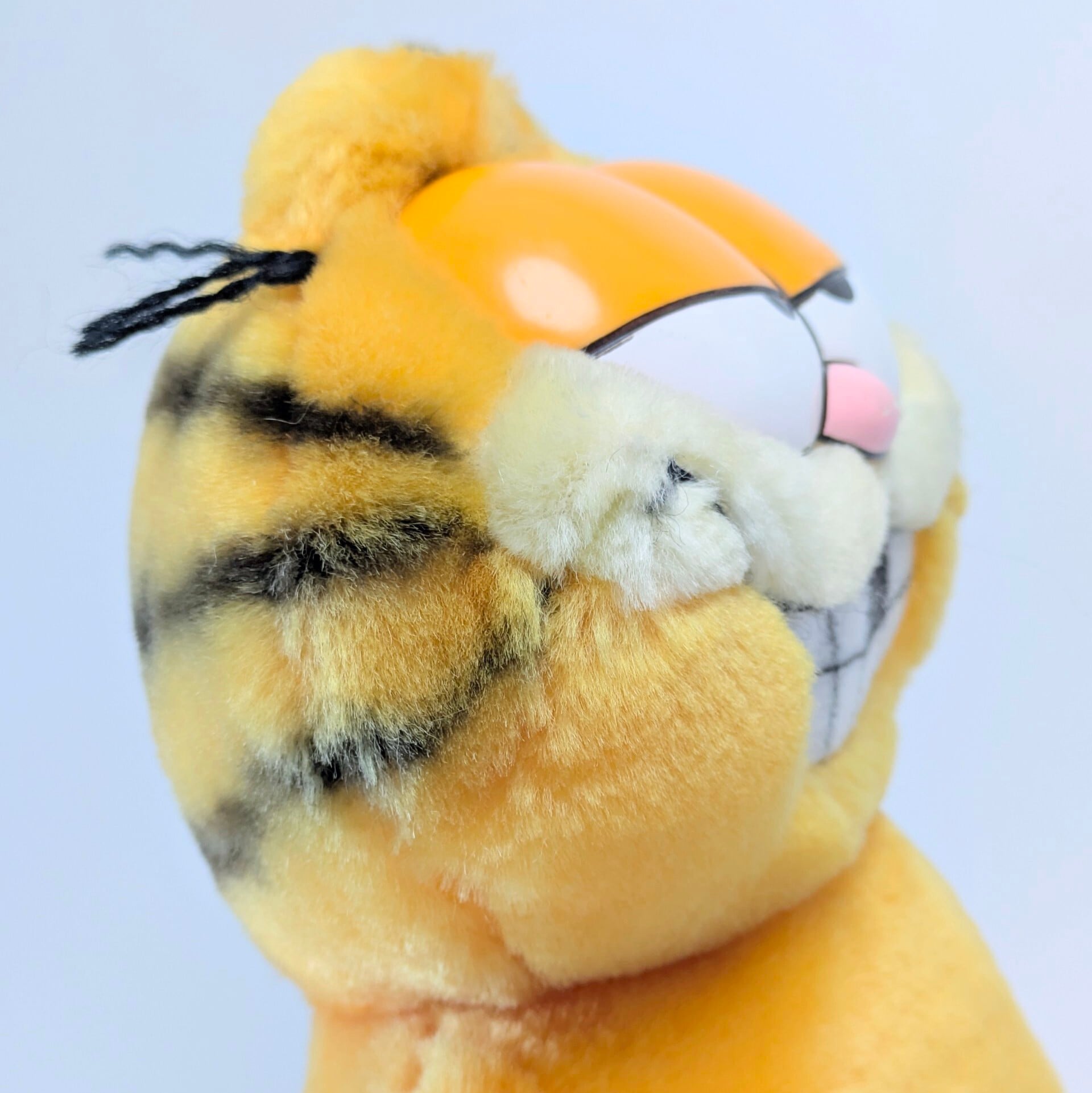 ☆ VINTAGE 1980年代初期 ☆【 Garfield ( ガーフィールド ) 】『 I DON'T NEED THIS! 』松葉杖ガーフィールド / ぬいぐるみ プラッシュ plush 1980年代年製 〚アメリカン雑貨 アメトイ〛