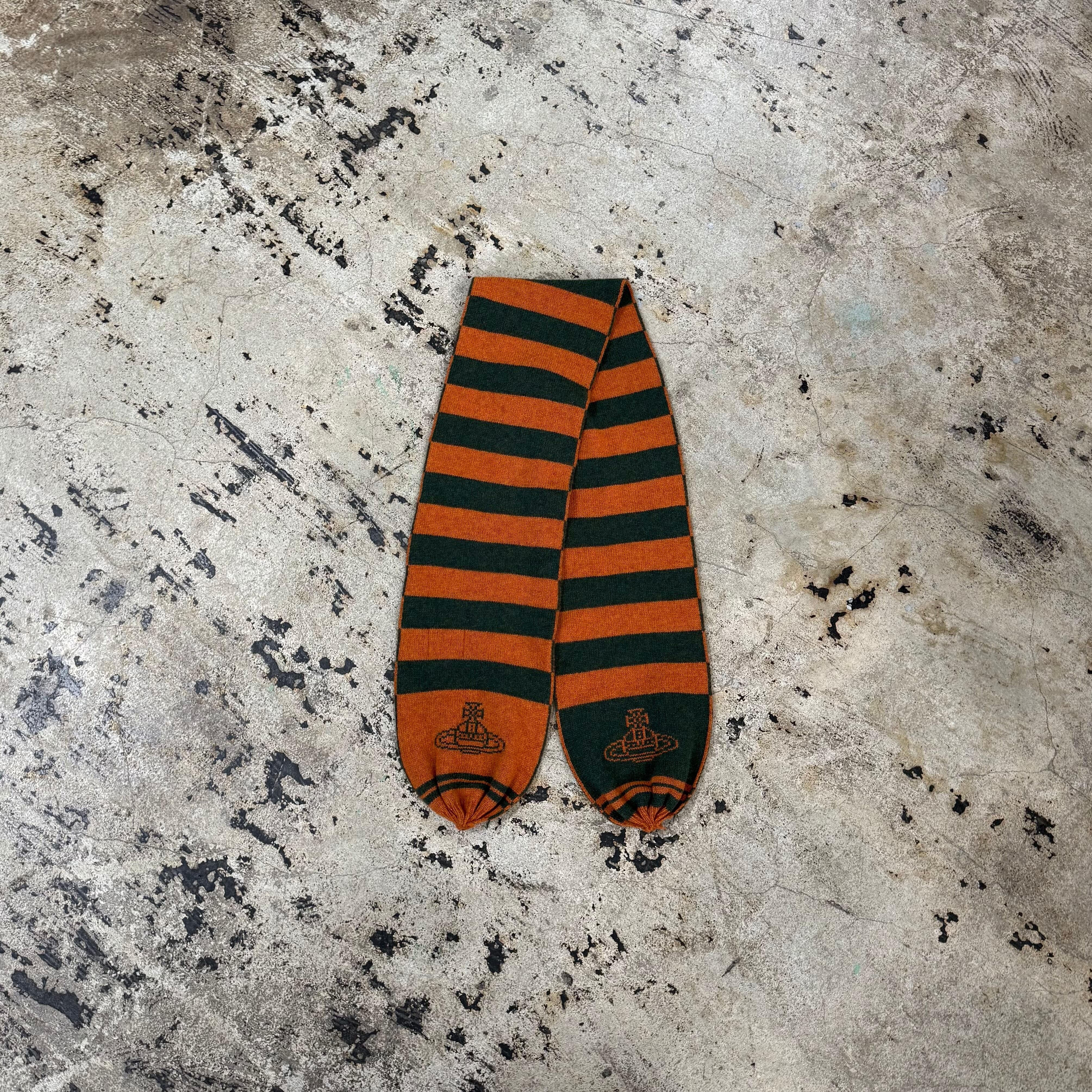 00s VIVIENNE WESTWOOD ORB LOGO BORDER MUFFLER | GALAXIES