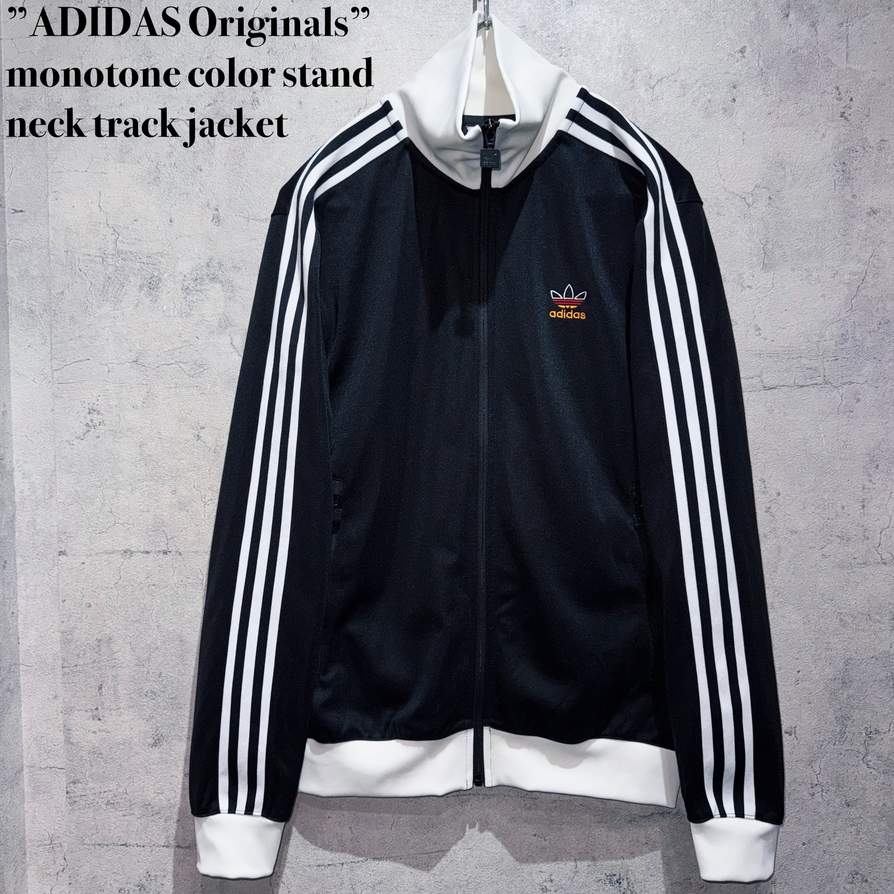 ”ADIDAS Originals”monotone color stand neck track jacket