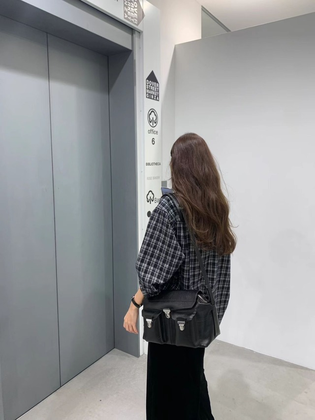 (OUNCE)  written check shirt / 2color