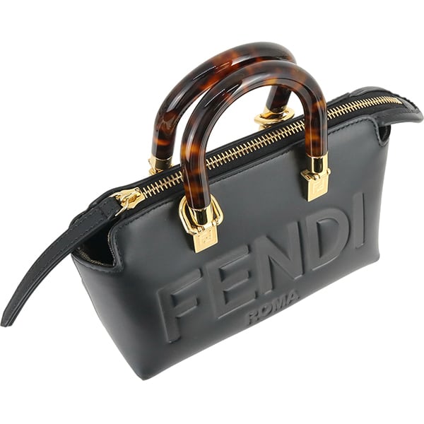 フェンディ ズッカ柄 ミニバッグ ショルダーバッグ ハンドバッグ 美品