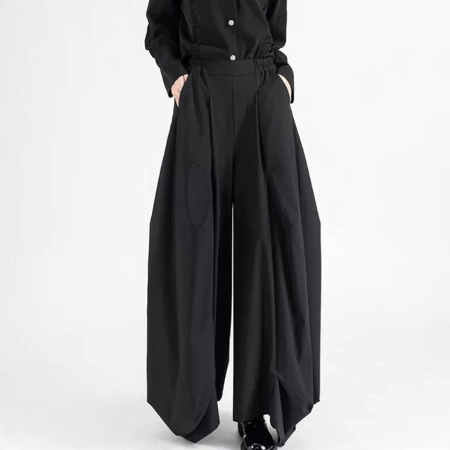 Angled panel shaped hem pants C1454