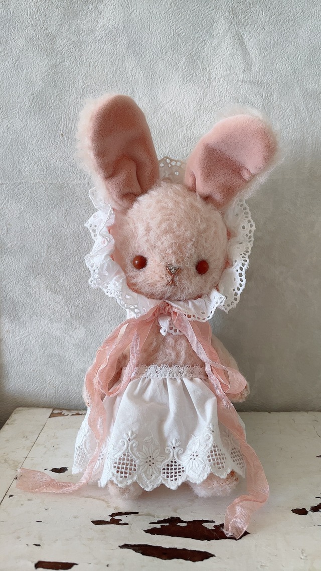 Antique*Moon&Linette.fab/春色ピンクうさぎ（立耳タイプ）