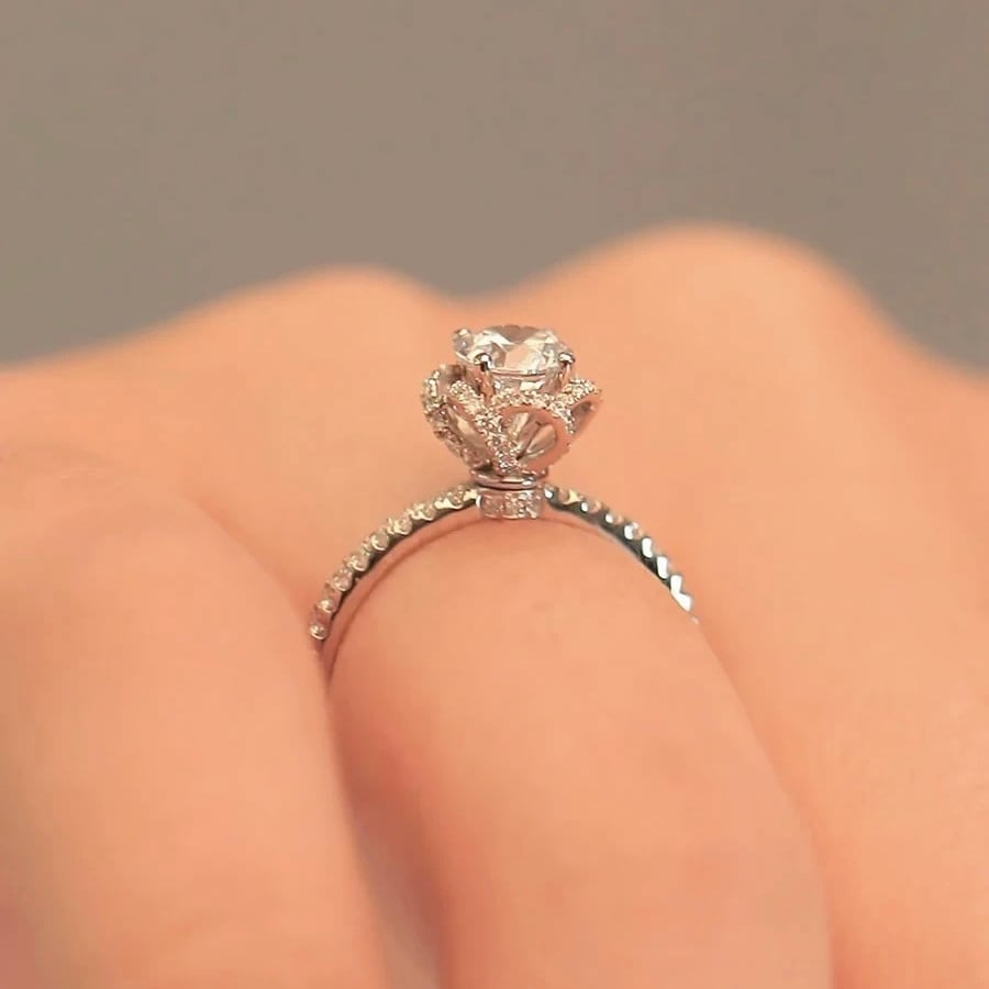 新品未使用✨最高級モアッサナイト ハーフエタニティリング　10号 モアサナイト モアッサナイト ハーフエタニティリング 3mm(10石