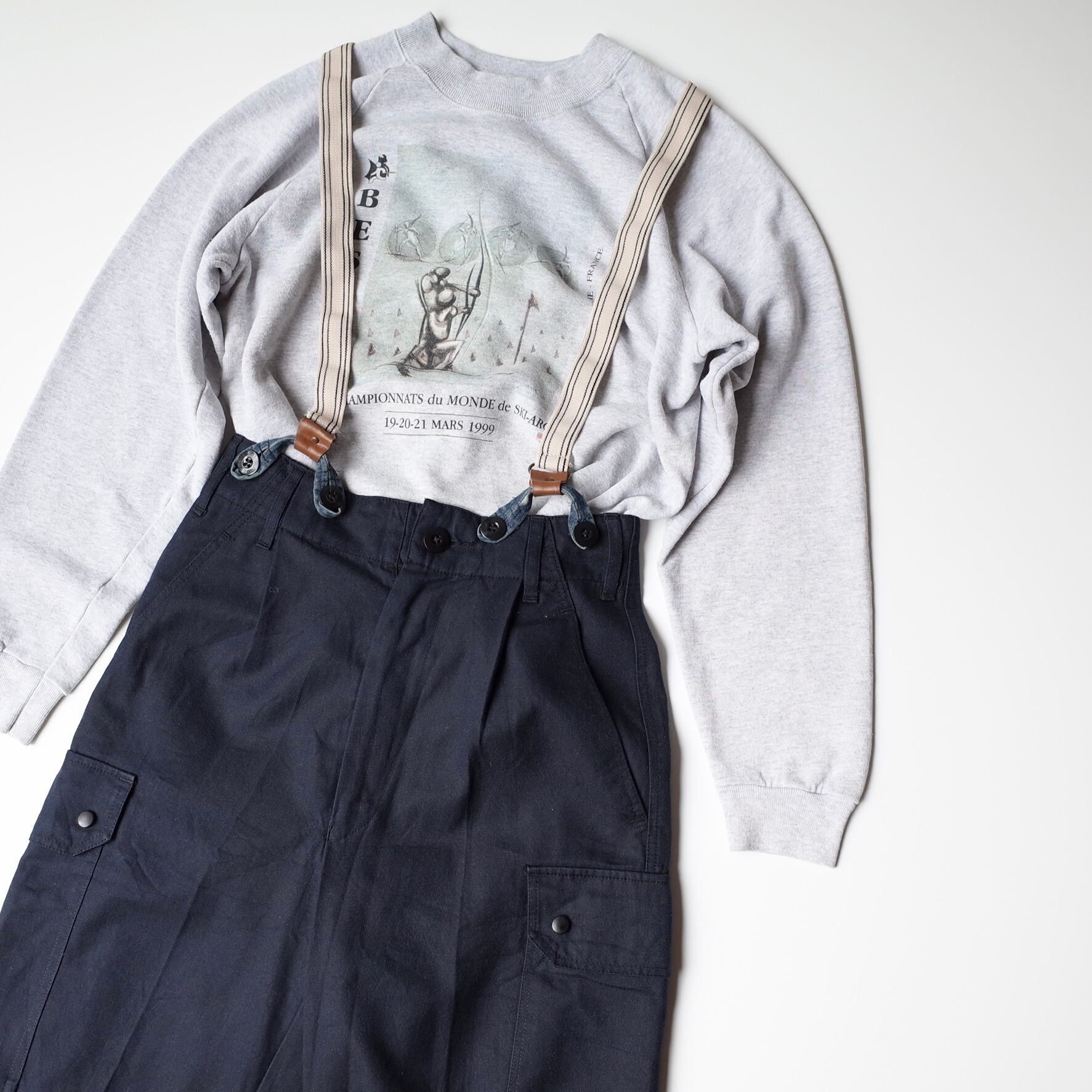 Cargo pants with suspender