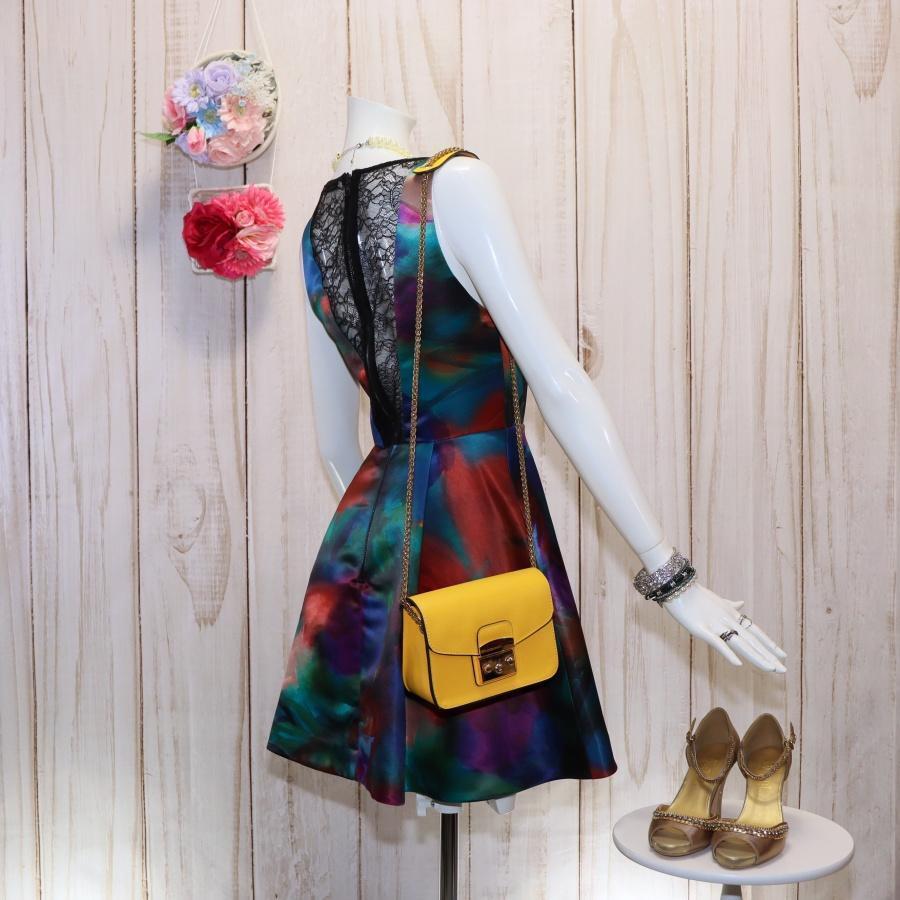 Alice+Olivia 総柄ワンピース M フレアワンピース マルチカラー