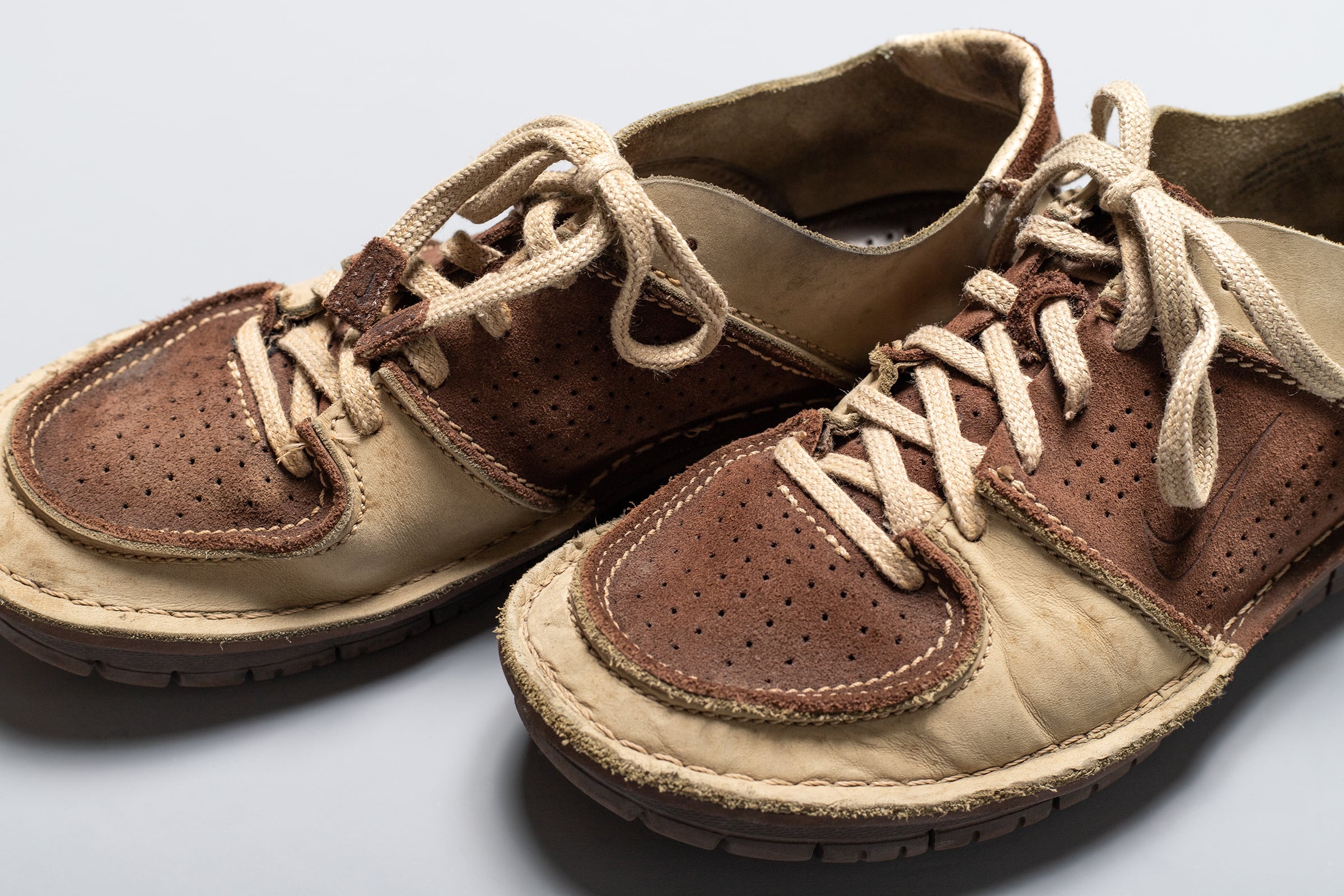 NIKE CONSIDERED BB LOW | PLAYGROUND | スニーカーショップ