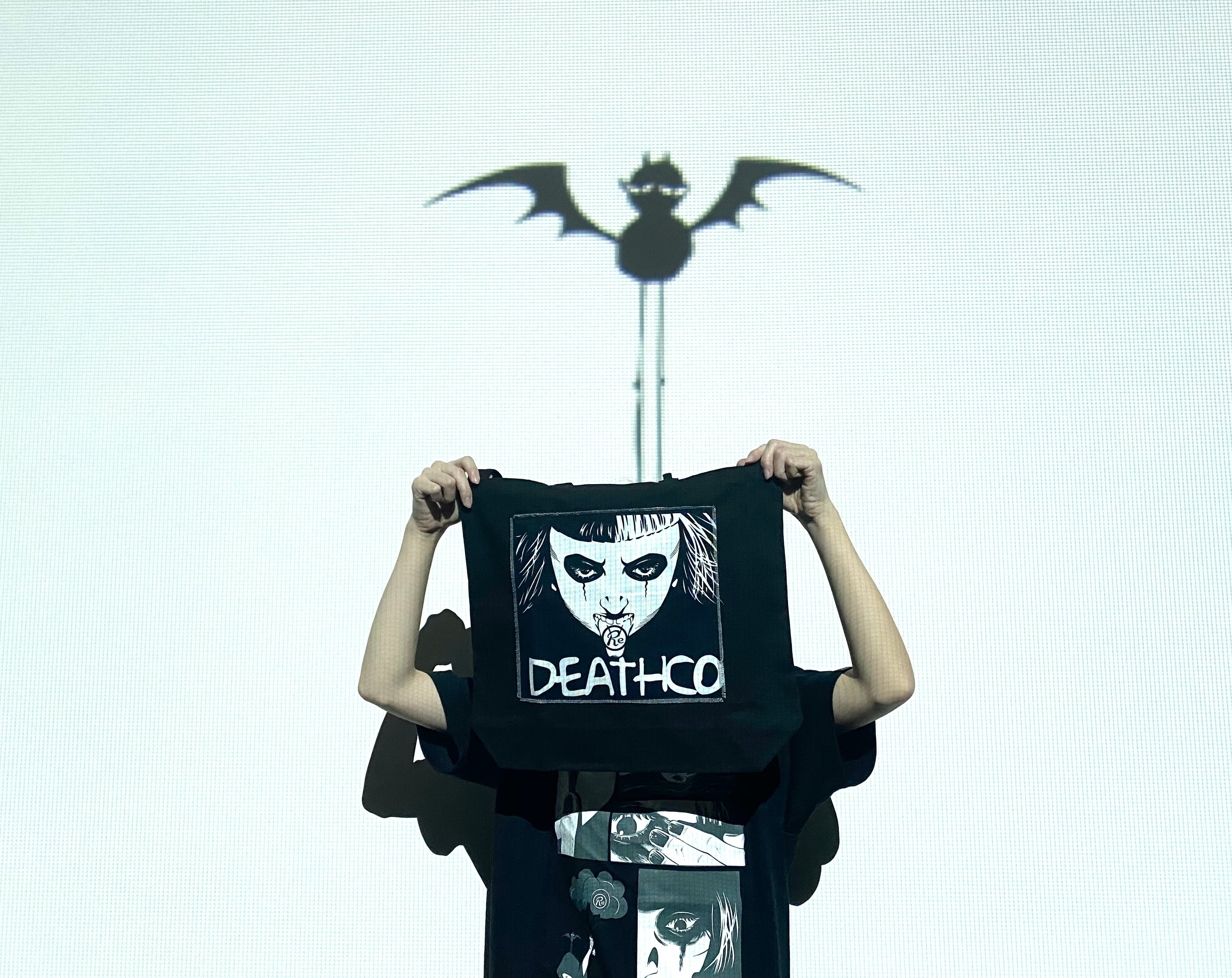 カネコアツシ〉デスコ グラフィックTシャツ | RE:SHAZAM®︎