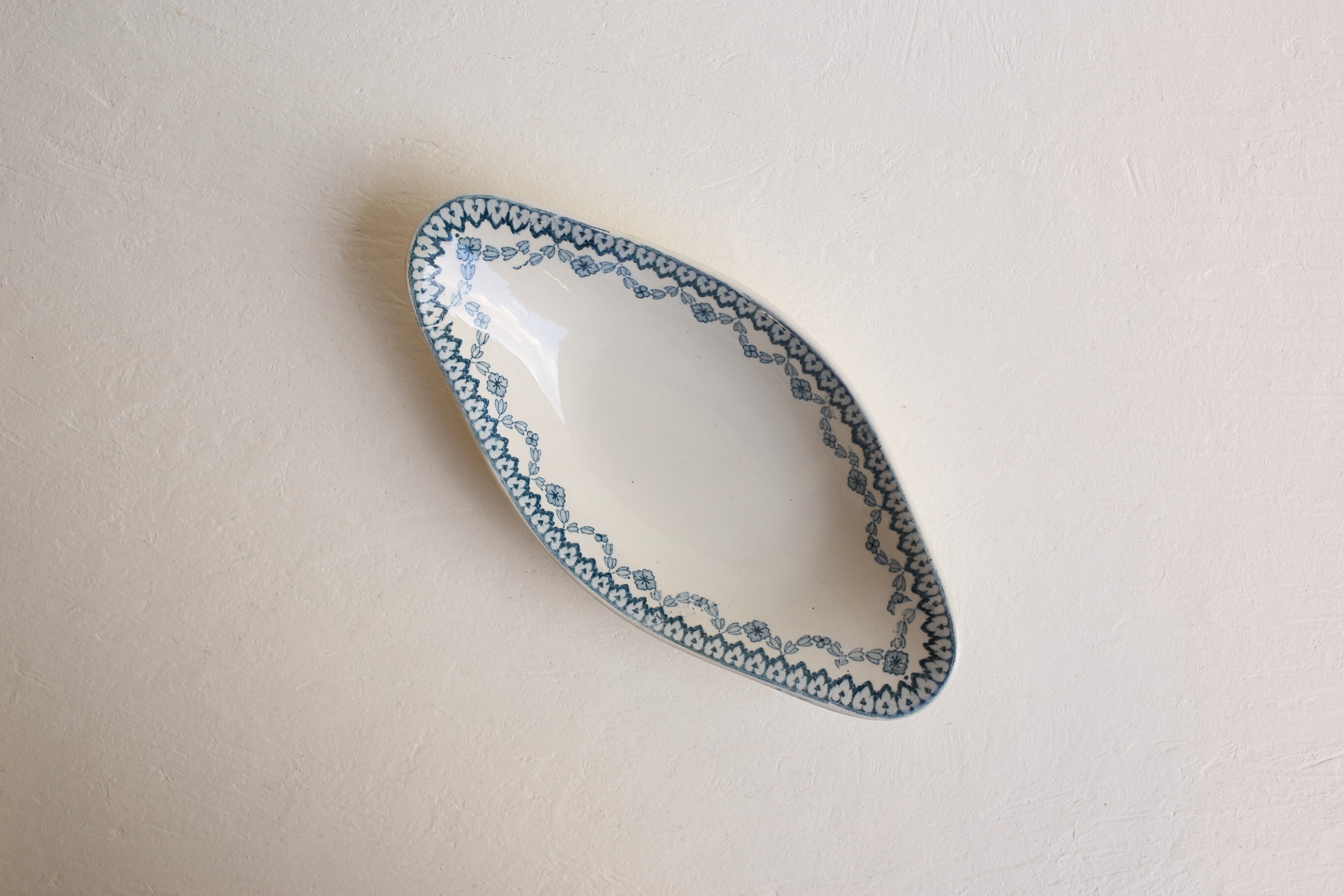 フランス アンティーク SARREGUEMINES サルグミンヌ 『ARRAS』ラヴィエ N-03176