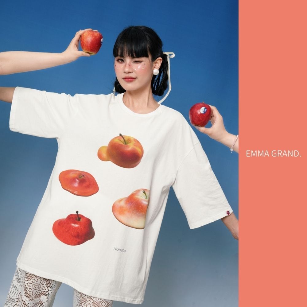 とろけるりんごのビッグTシャツ E00586 | EMMA GRAND