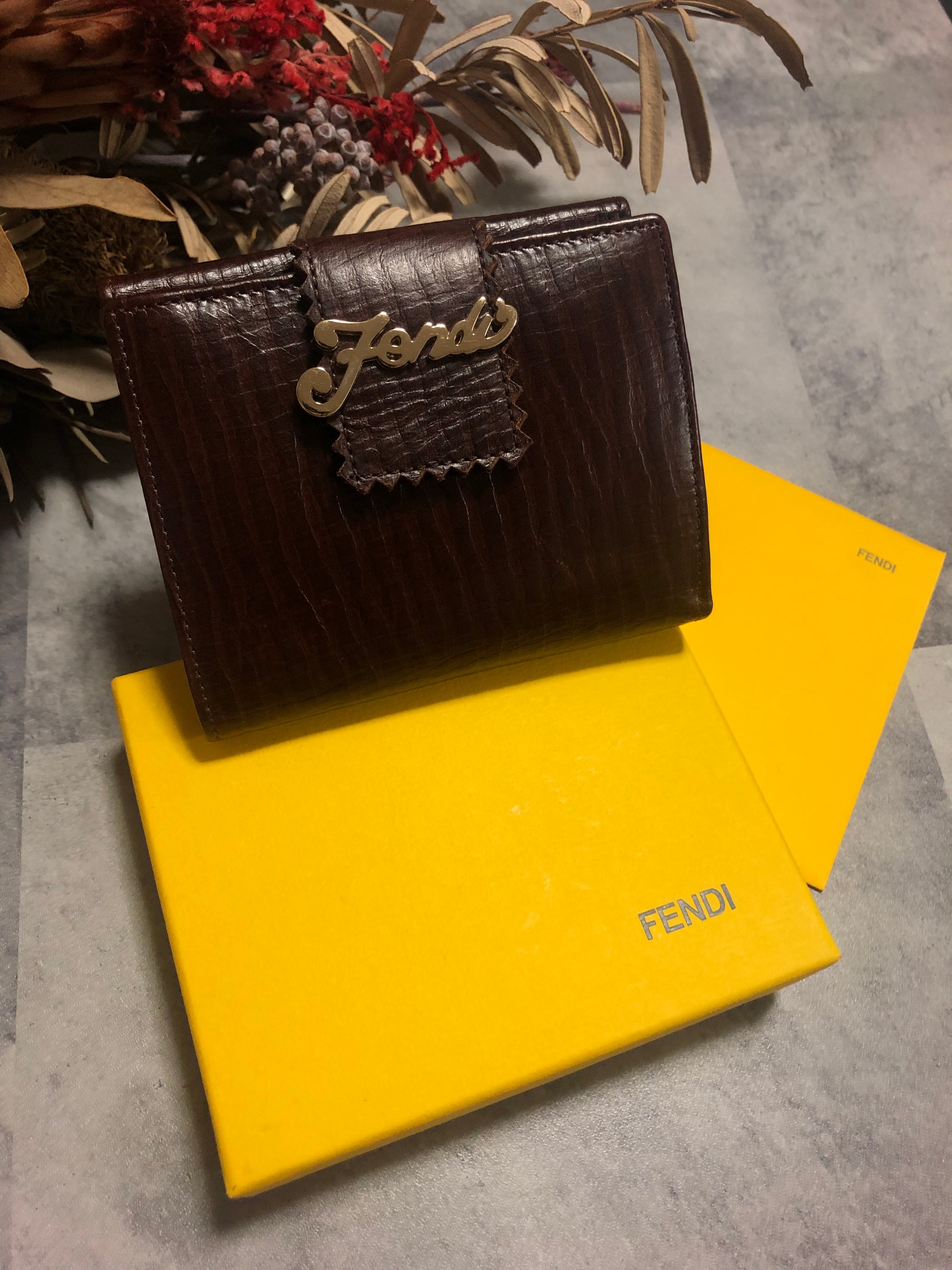 FENDI 折り財布　コンパクト⭐︎