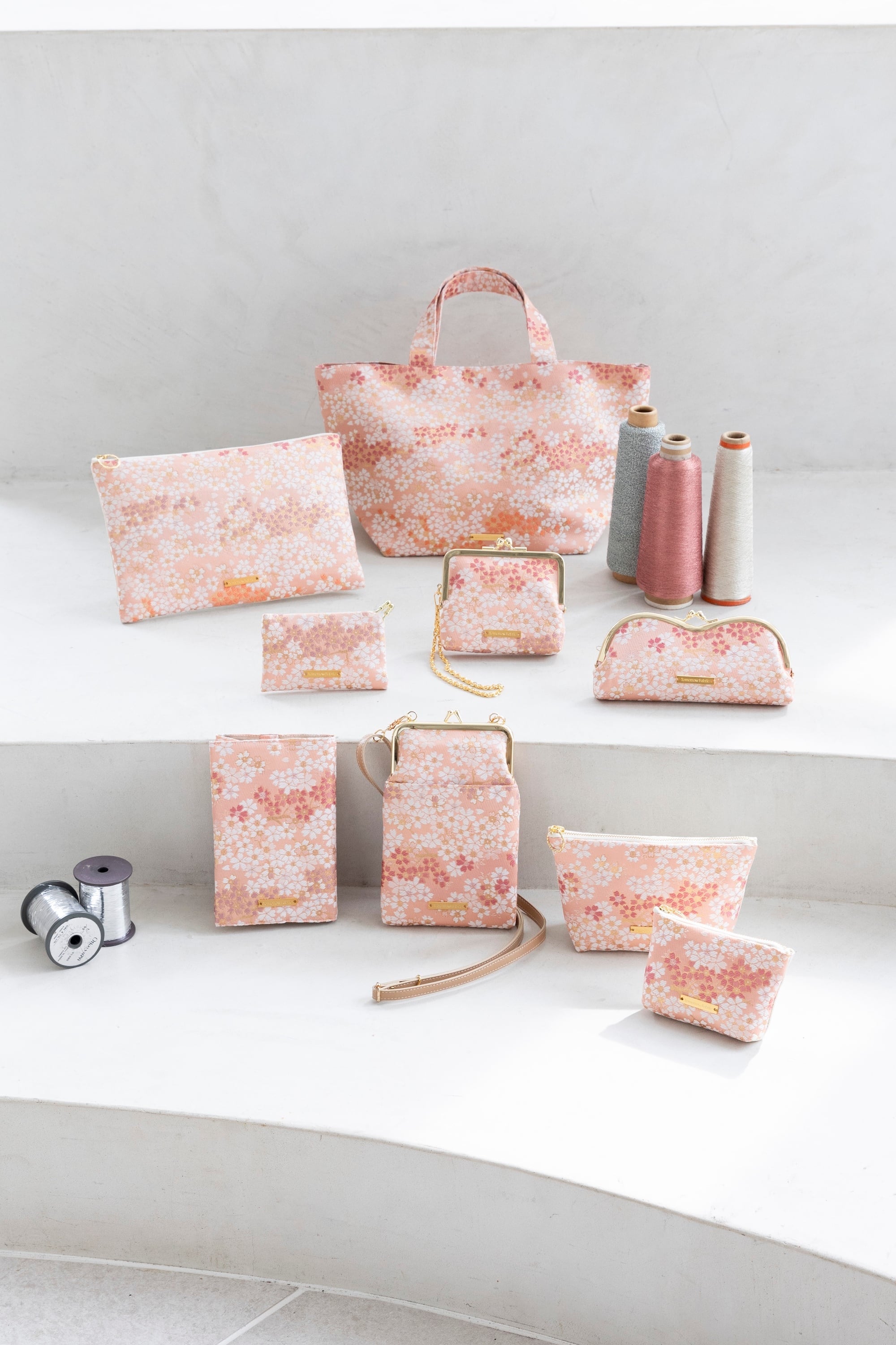 西陣織ポーチS SAKURA / NPS20 | Tomorrow Fabric