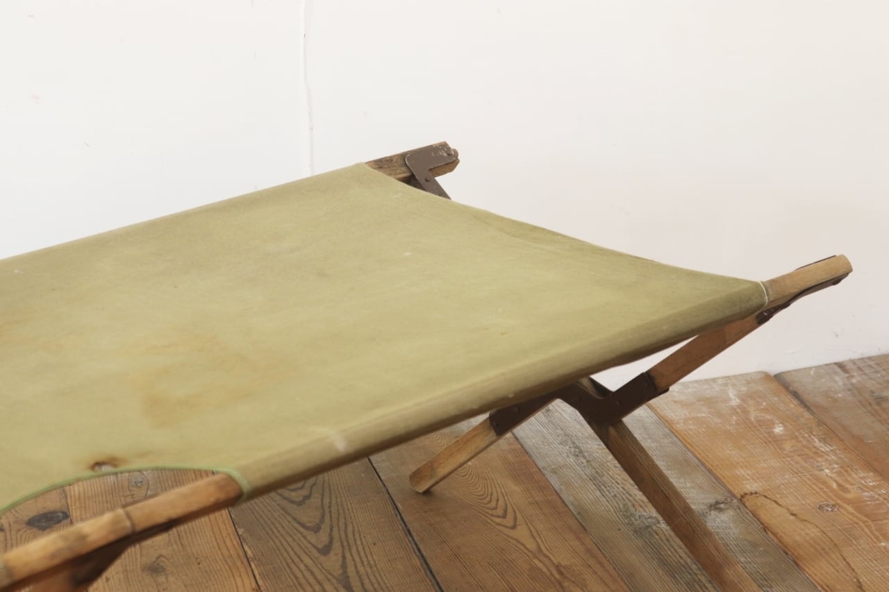 ヴィンテージ 軍用ベッド フォールディングコット キャンプ 組み立て