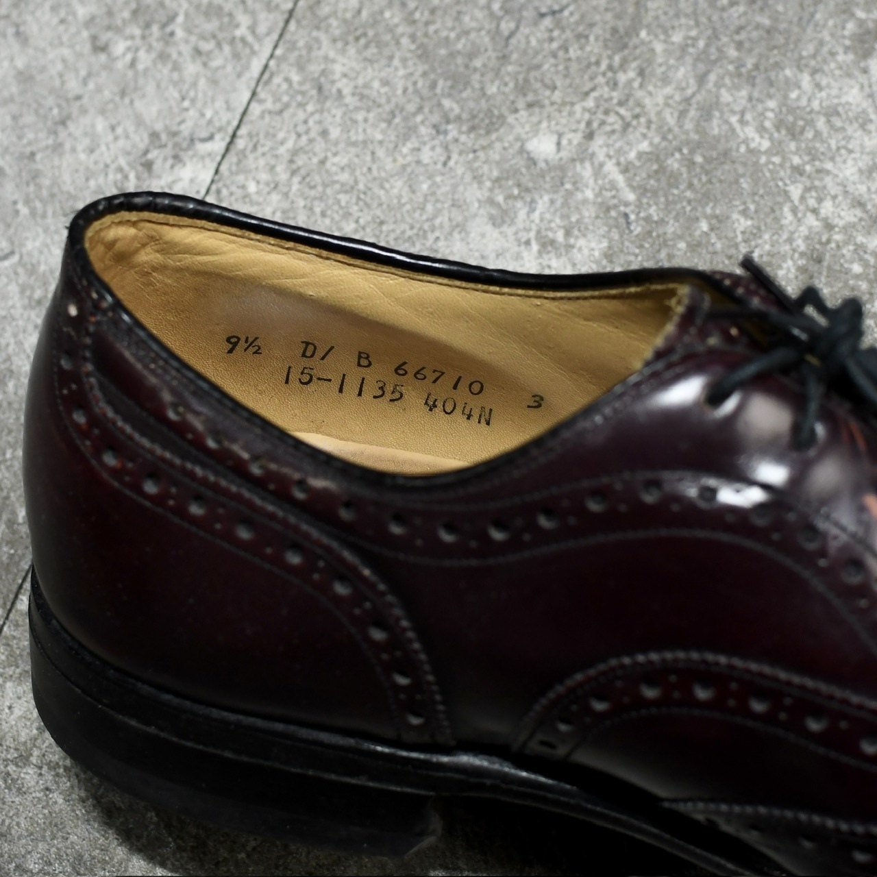 Johnston & Murphy wingtip leather shoes wine red