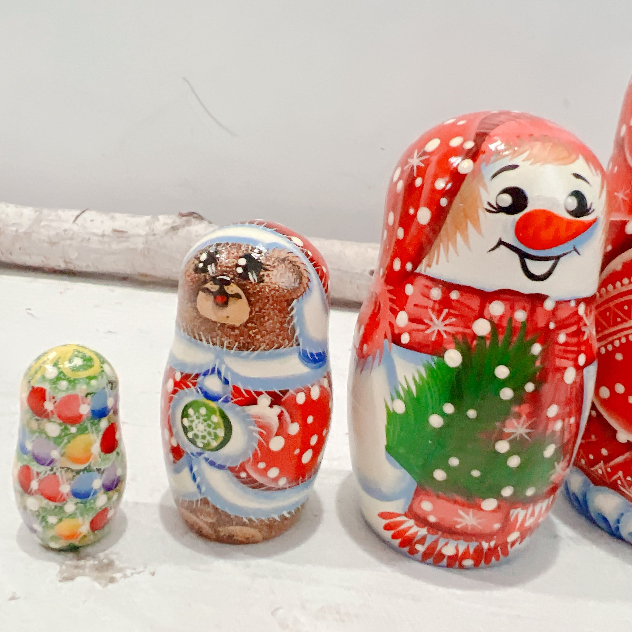 5p マトリョーシカ グラズーノワ作「サンタと冬の仲間たち 」16cm