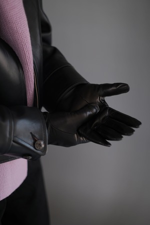 OMAR AFRIDI /  GURVED GLOVES "BLACK"