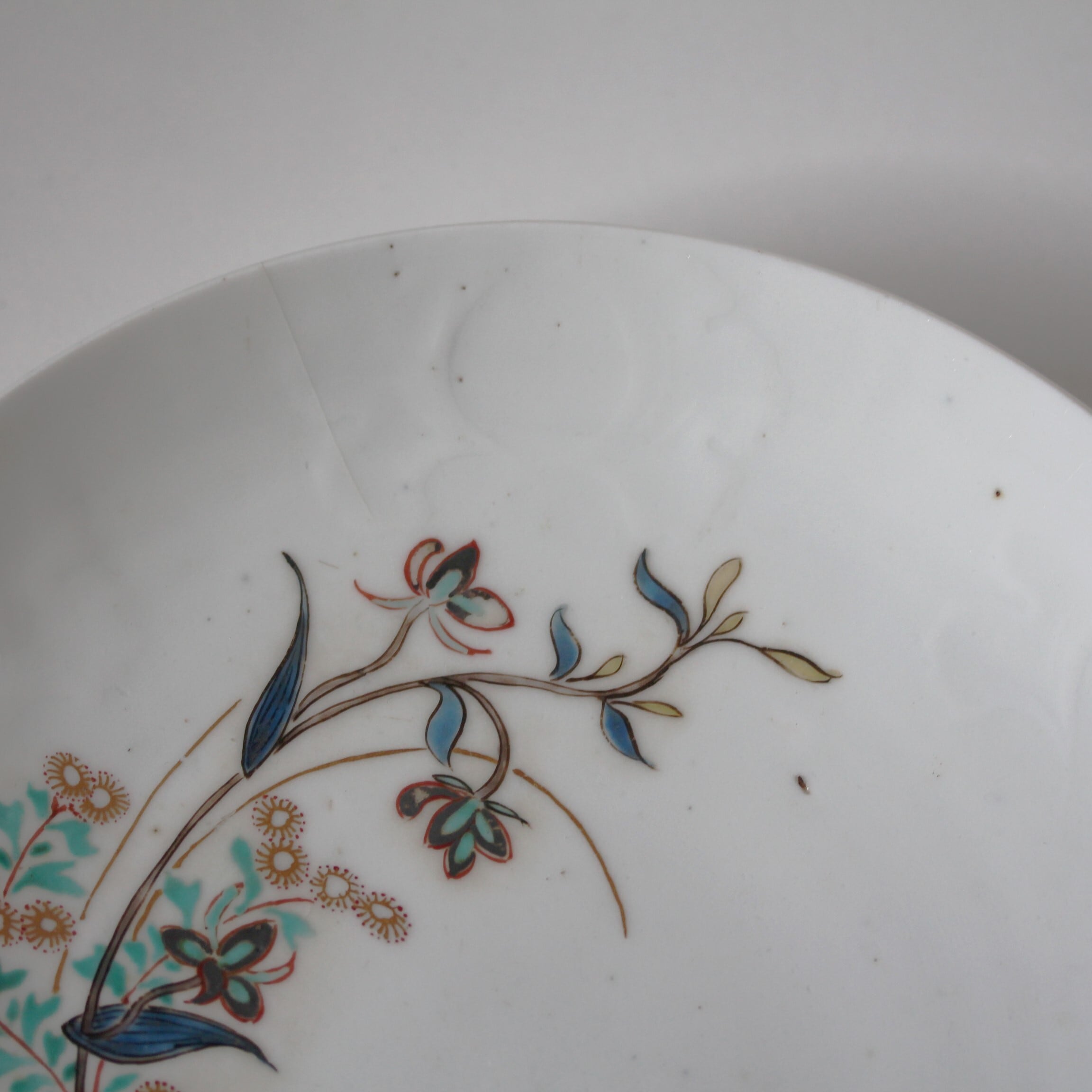 古九谷色絵花熨斗文皿 d20.2cm Ko-Kutani Enameled Dish, Design of
