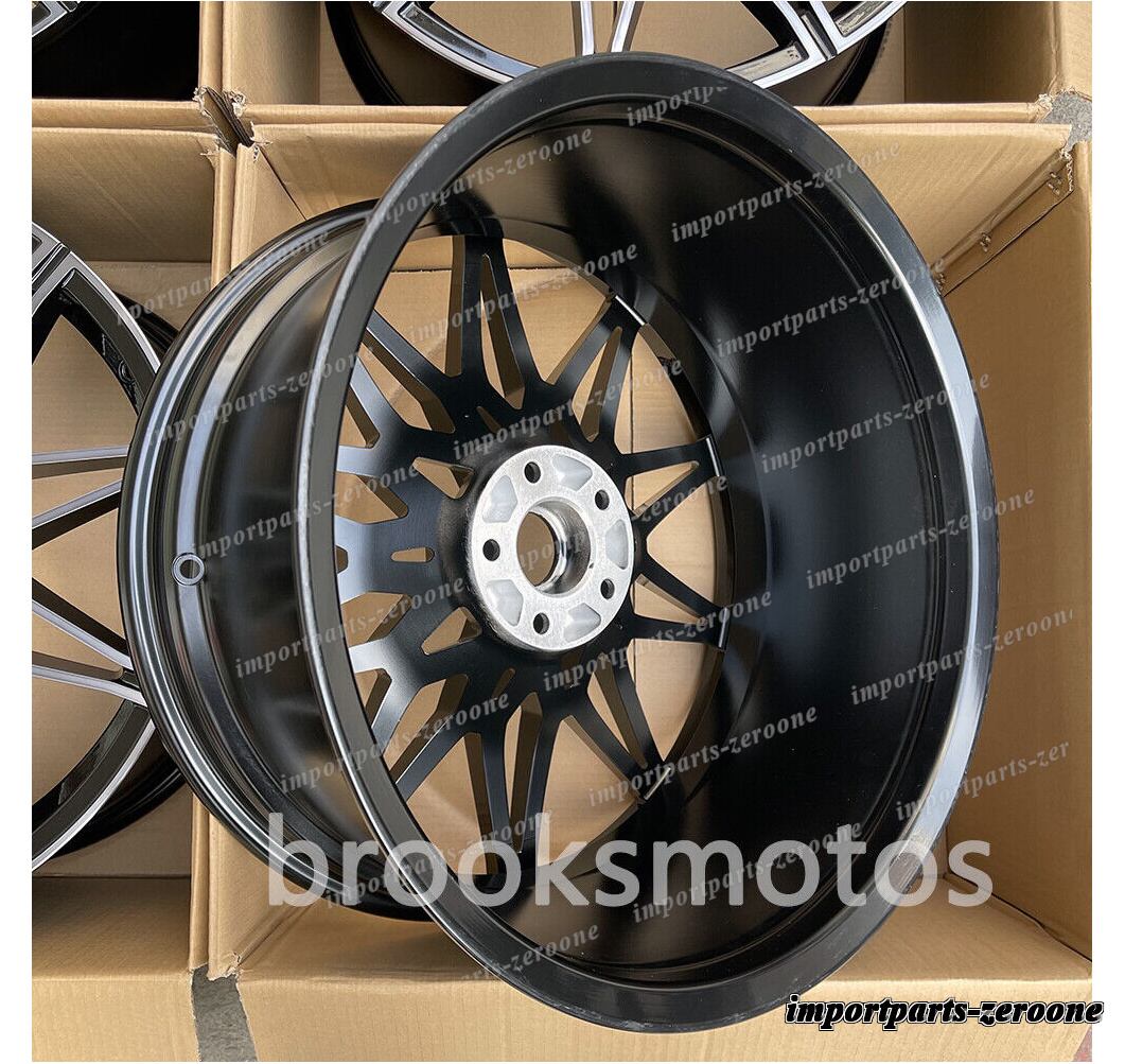 2013-2016 BMW F10 F11 5 シリーズ 826 20インチ ブラック