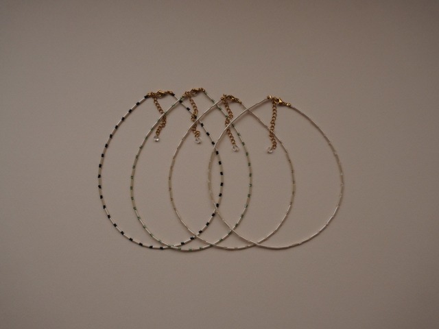 【 CORE 】random giass beads necklace