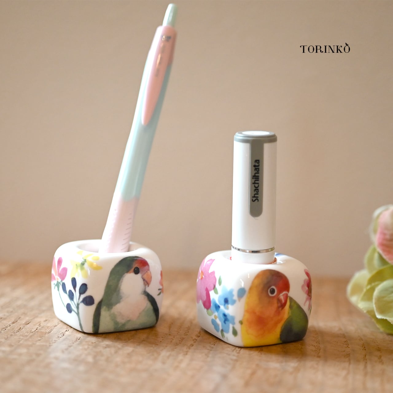 モモイロインコ | TORINKO