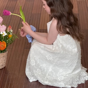 夏雪花裾刺しゅうジャカードスリップドレス