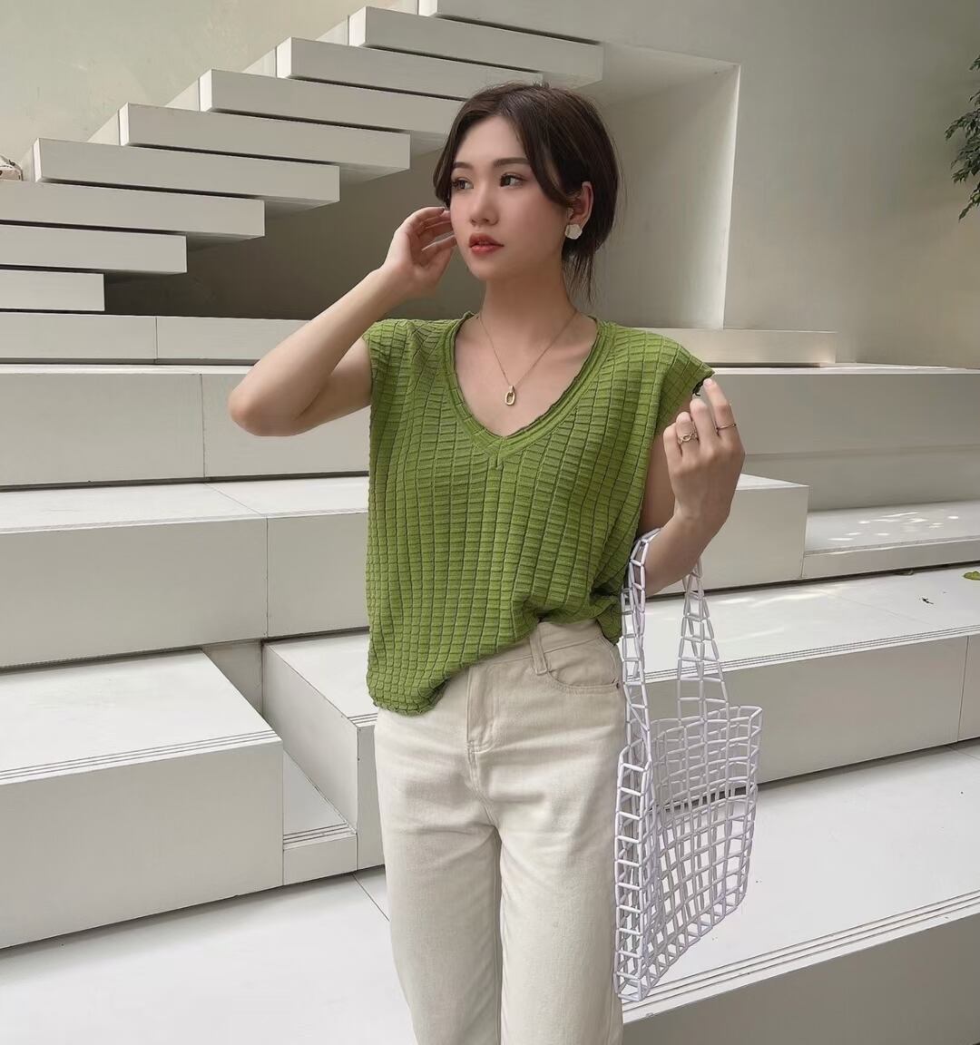 ワッフル風　Vネックトップス　AJ1050-2210