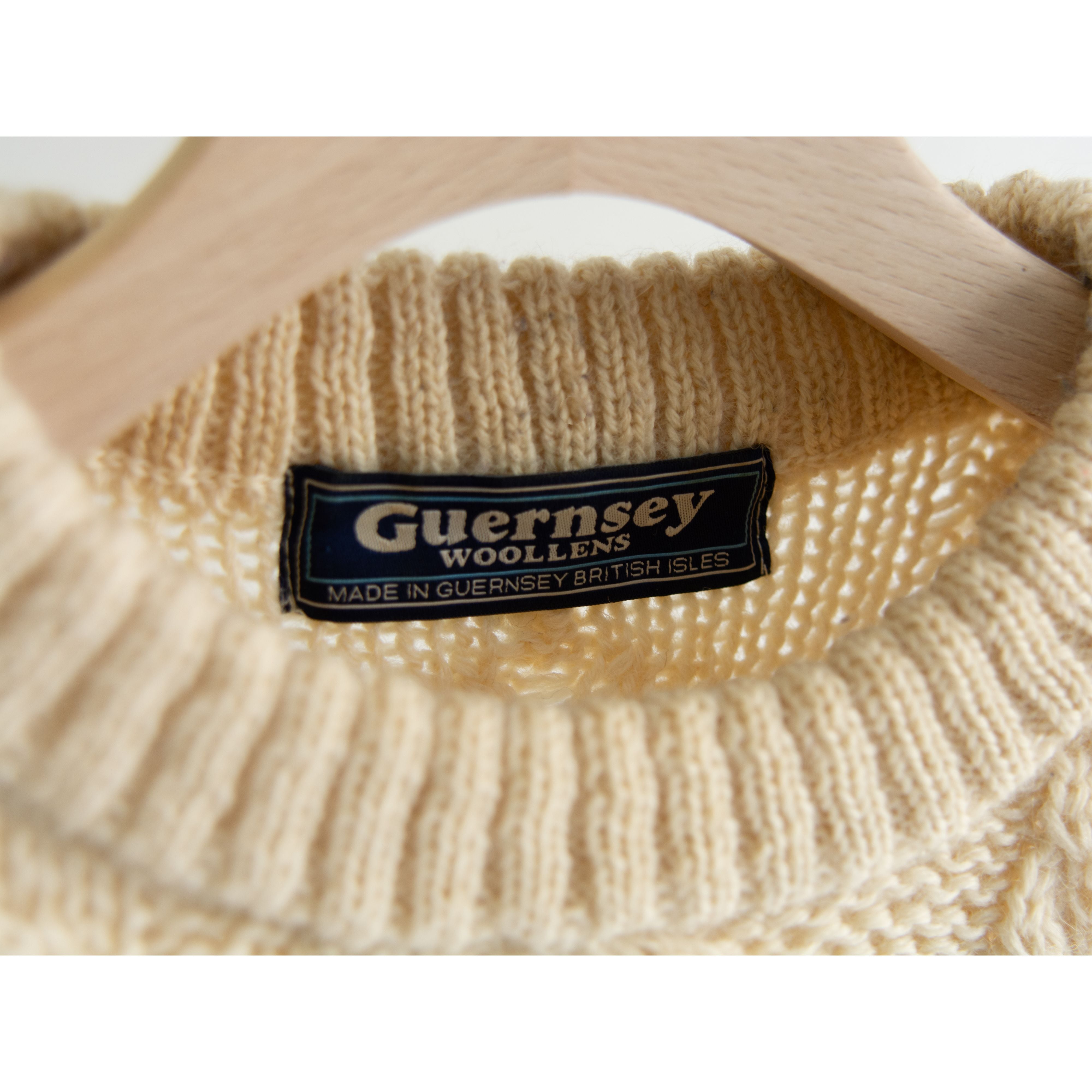 【Guernsey woollens】Made in Guernsey British Isles 100% wool cable knit pullover(ガンジーウーレンズ ケーブルニットプルオーバー セーター)11a