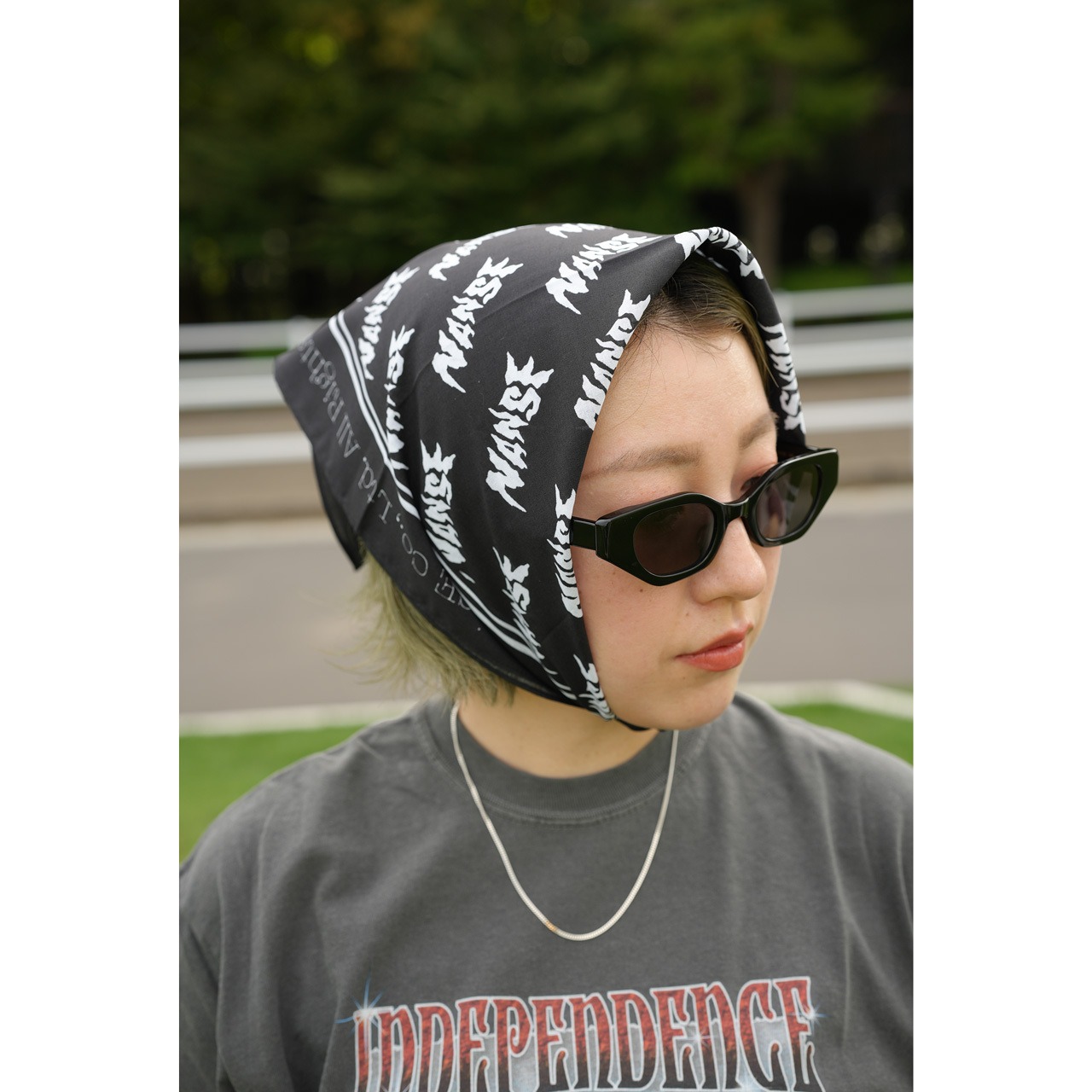 NANSE BANDANA - BLACK / RED