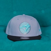 【gifthat別注】NEW ERA 59FIFTY/5950 TORJAYCO GRAY BLACK SEAGLASS