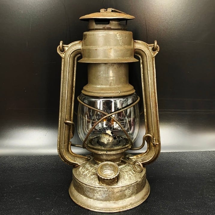 Oldman's lantern