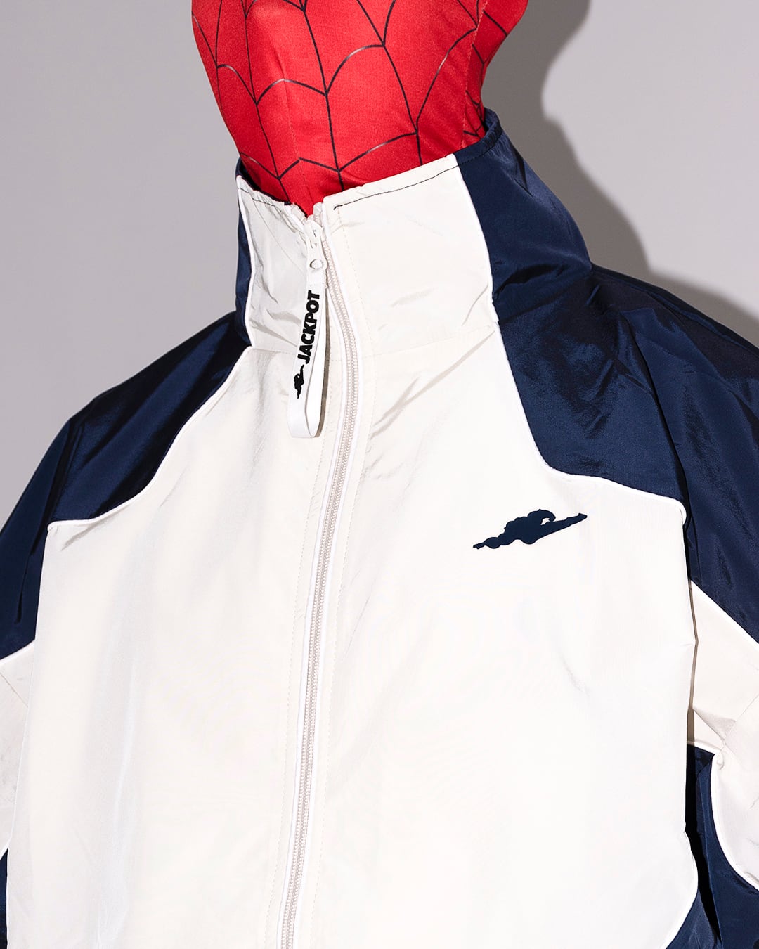 レトロジムナイロンジャケット ホワイト | JACKPOT MARKET