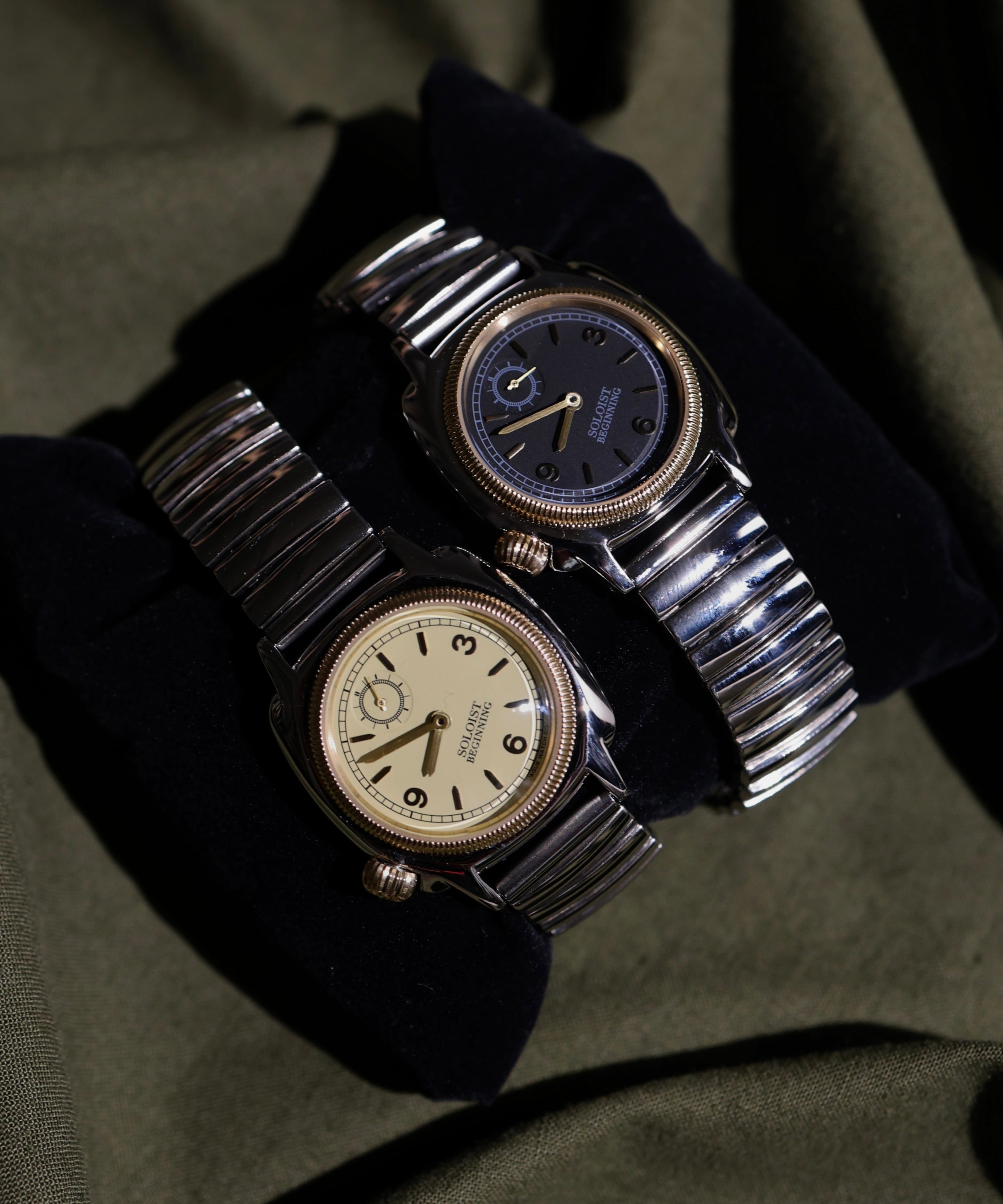 VAGUE WATCH CO. / TAKAHIROMIYASHITA The SoloIst. Coussin BEGINNING