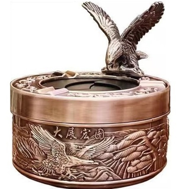 ヨーロッパ風 鷹 灰皿