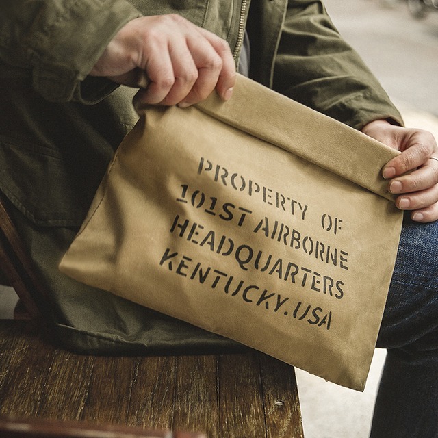 English letter print oil canvas bag 00191