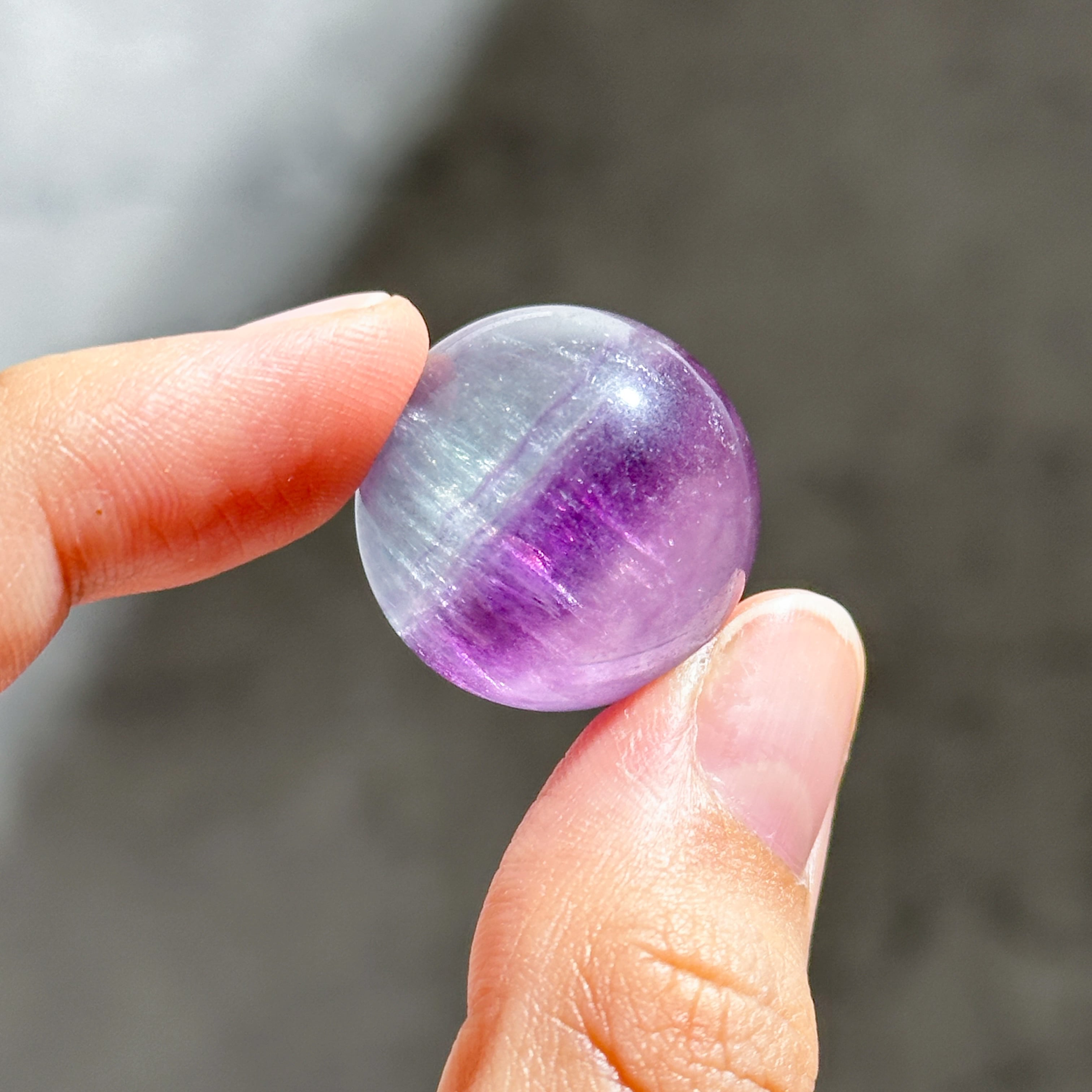 フローライト 天然石　スフィア　ディープブルー　丸玉　レインボーフローライト フローライト 天然石 スフィア ディープブルー 丸玉 レインボーフロー