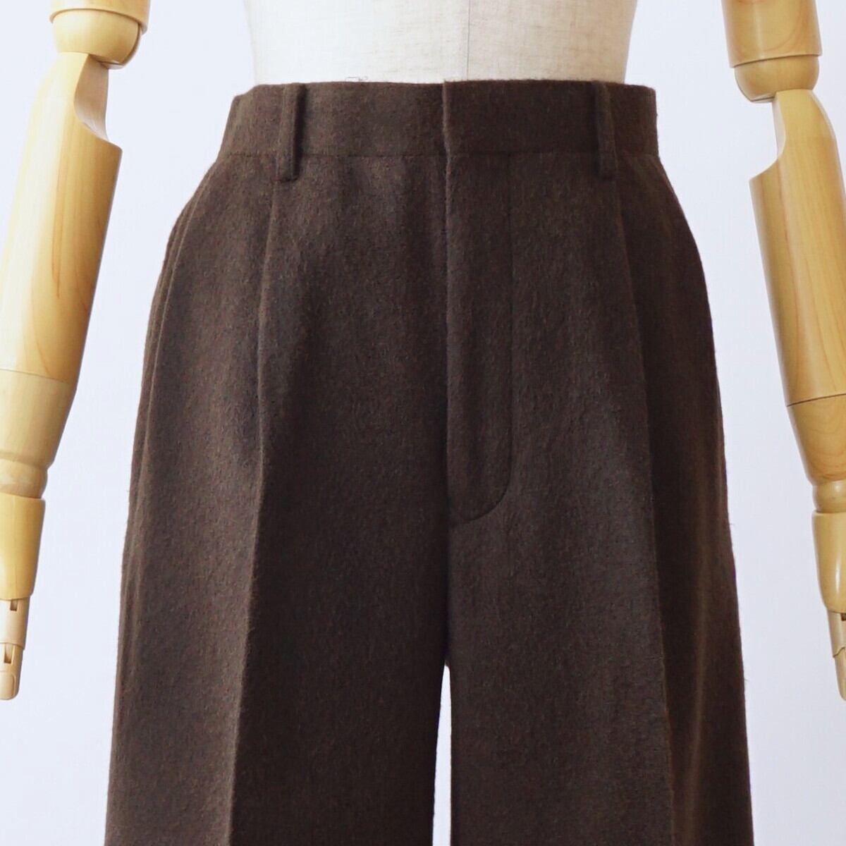 AURALEE/オーラリー・BABY CAMEL FLANNEL TWO-TUCK SLACKS | a flat shop